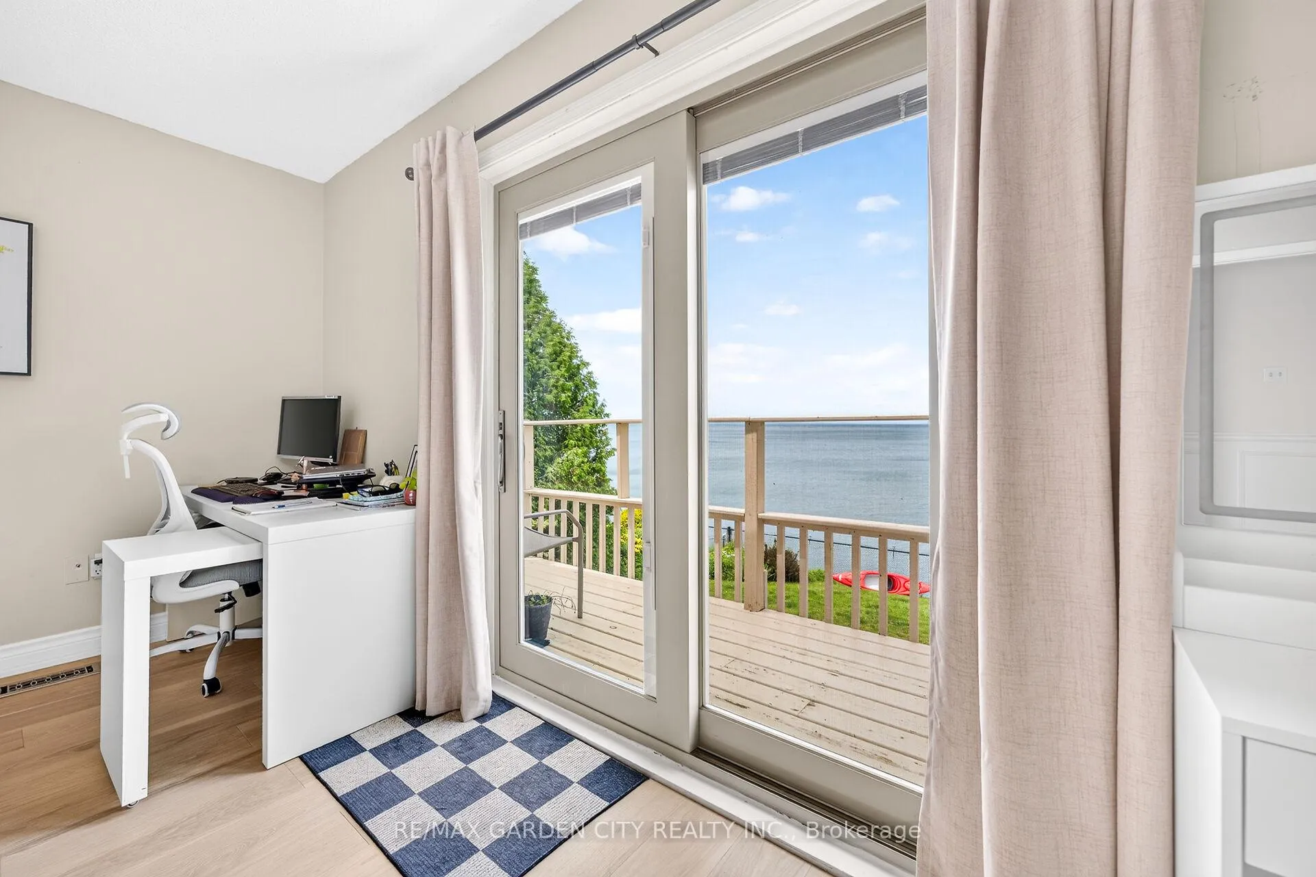 Photo 28 of 15 Cheval Drive, Grimsby, Grimsby Beach — HOMEH
