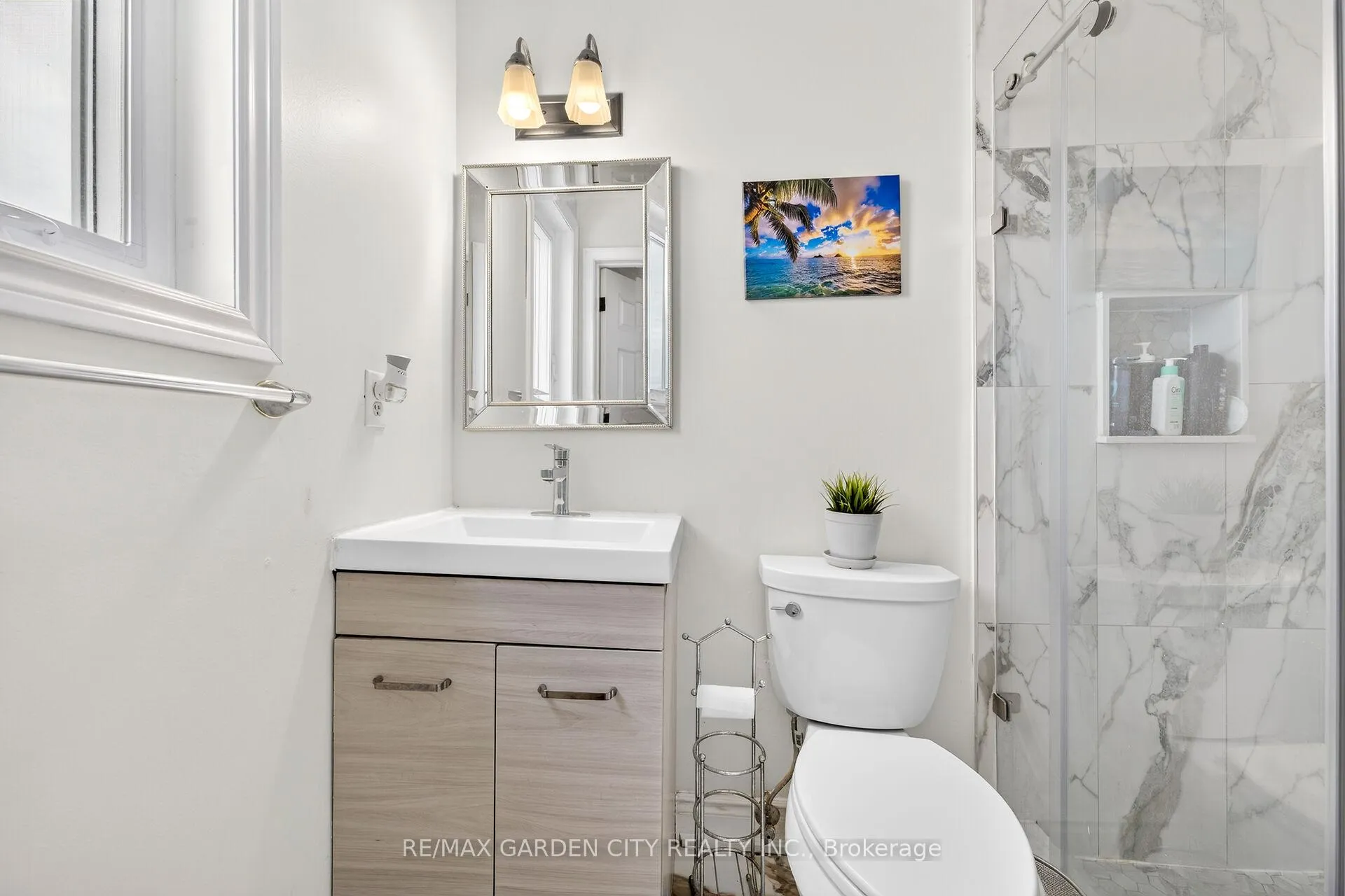Photo 30 of 15 Cheval Drive, Grimsby, Grimsby Beach — HOMEH