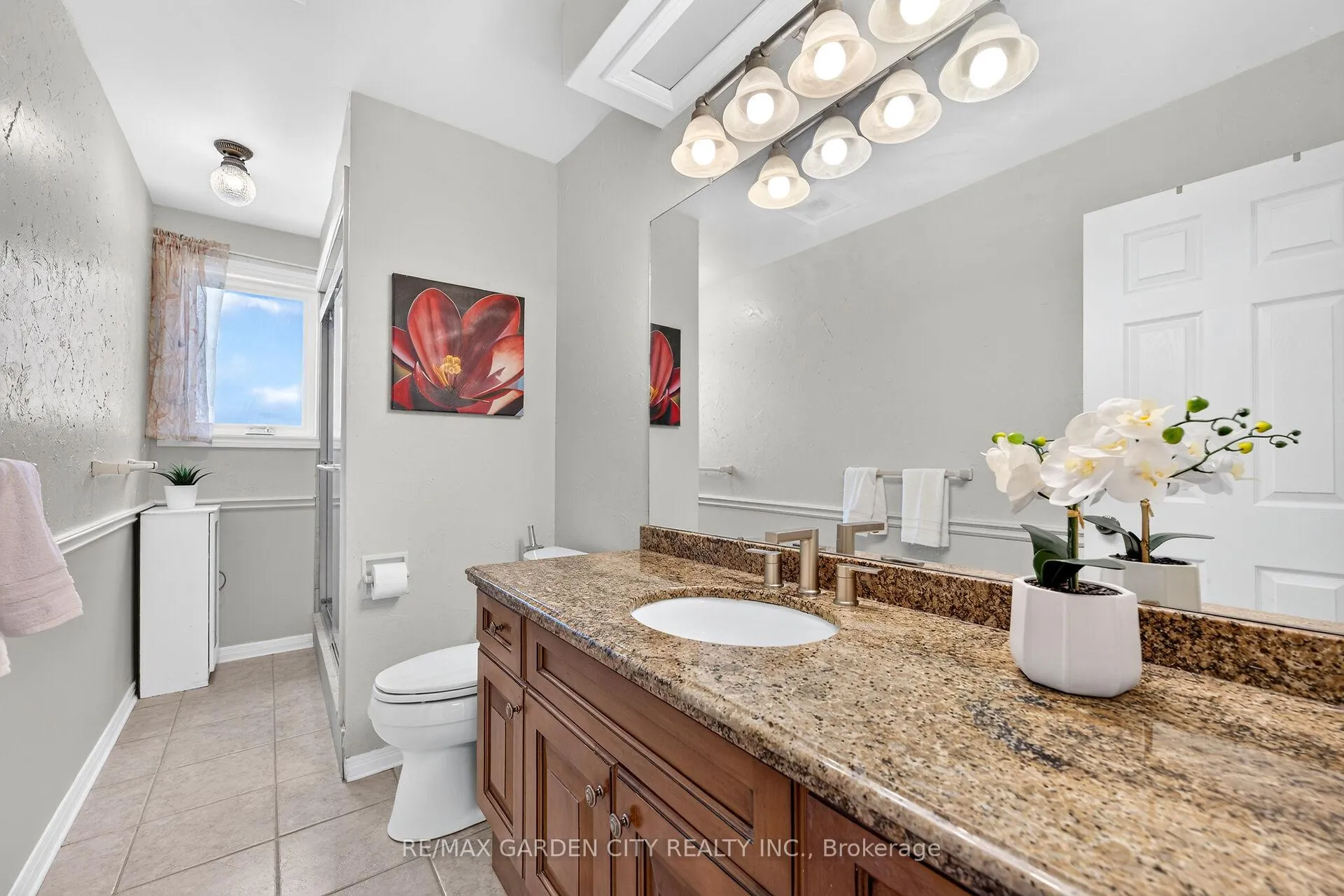 Photo 33 of 15 Cheval Drive, Grimsby, Grimsby Beach — HOMEH