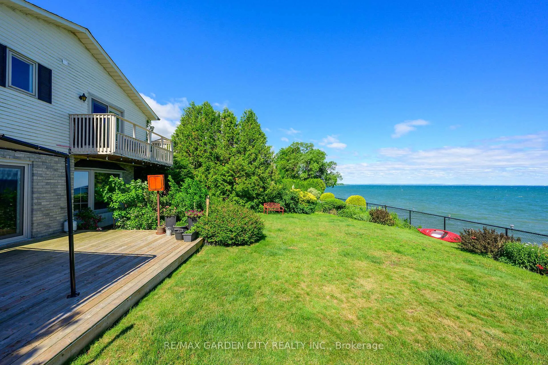 Photo 41 of 15 Cheval Drive, Grimsby, Grimsby Beach — HOMEH