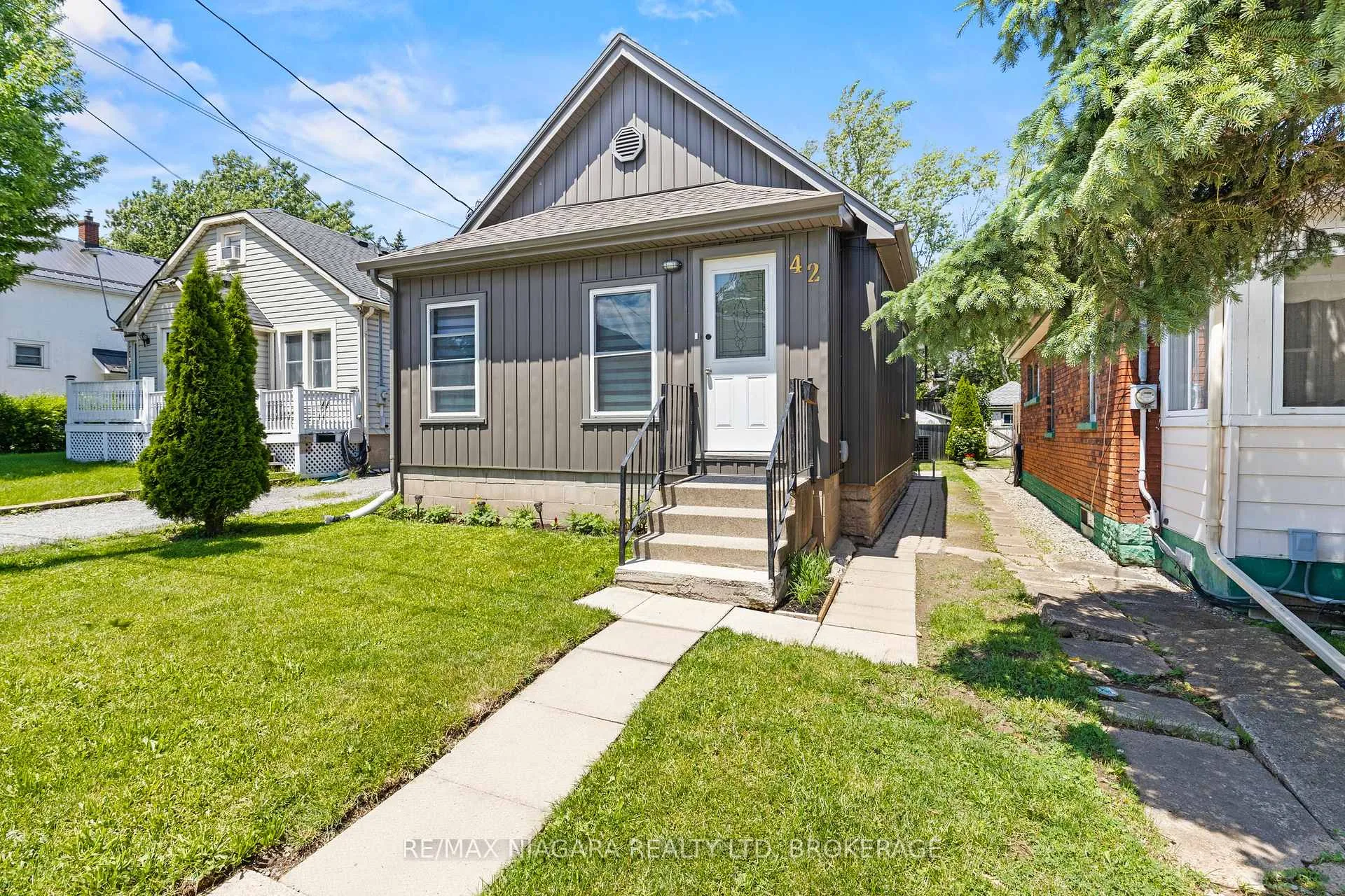 Photo 2 of 42 Mccormick Street, Welland, Prince Charles — HOMEH