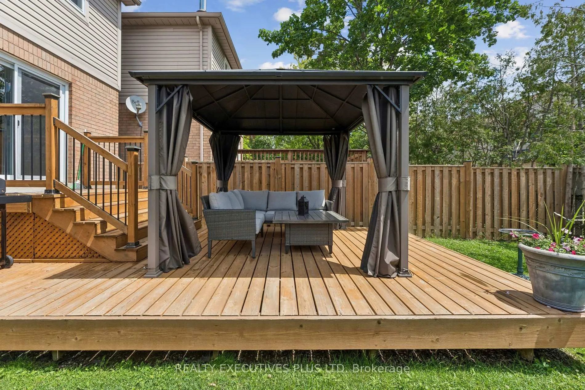 Photo 14 of 51 Ashbrook Way, Brampton, Fletcher's West — HOMEH