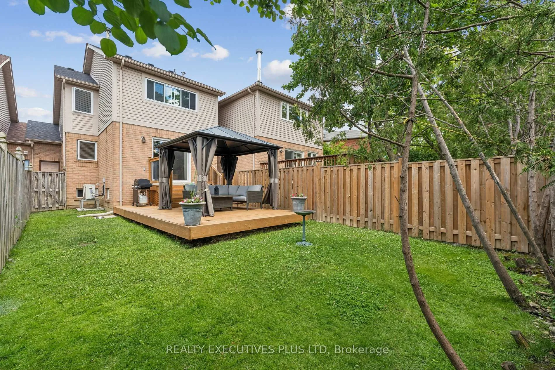 Photo 16 of 51 Ashbrook Way, Brampton, Fletcher's West — HOMEH