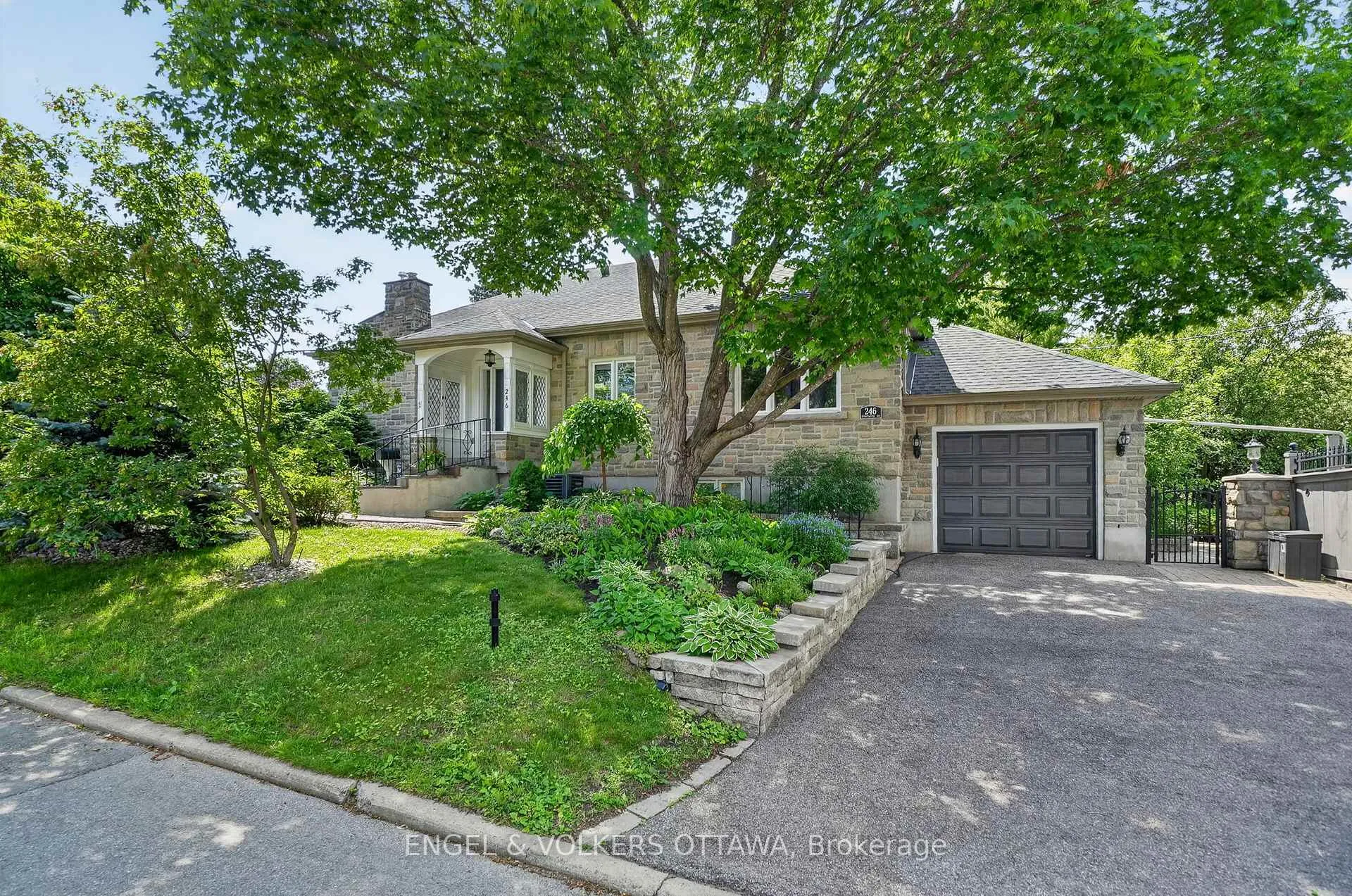 Photo 1 of 246 Mountbatten Avenue, Ottawa, Applewood Acres — HOMEH