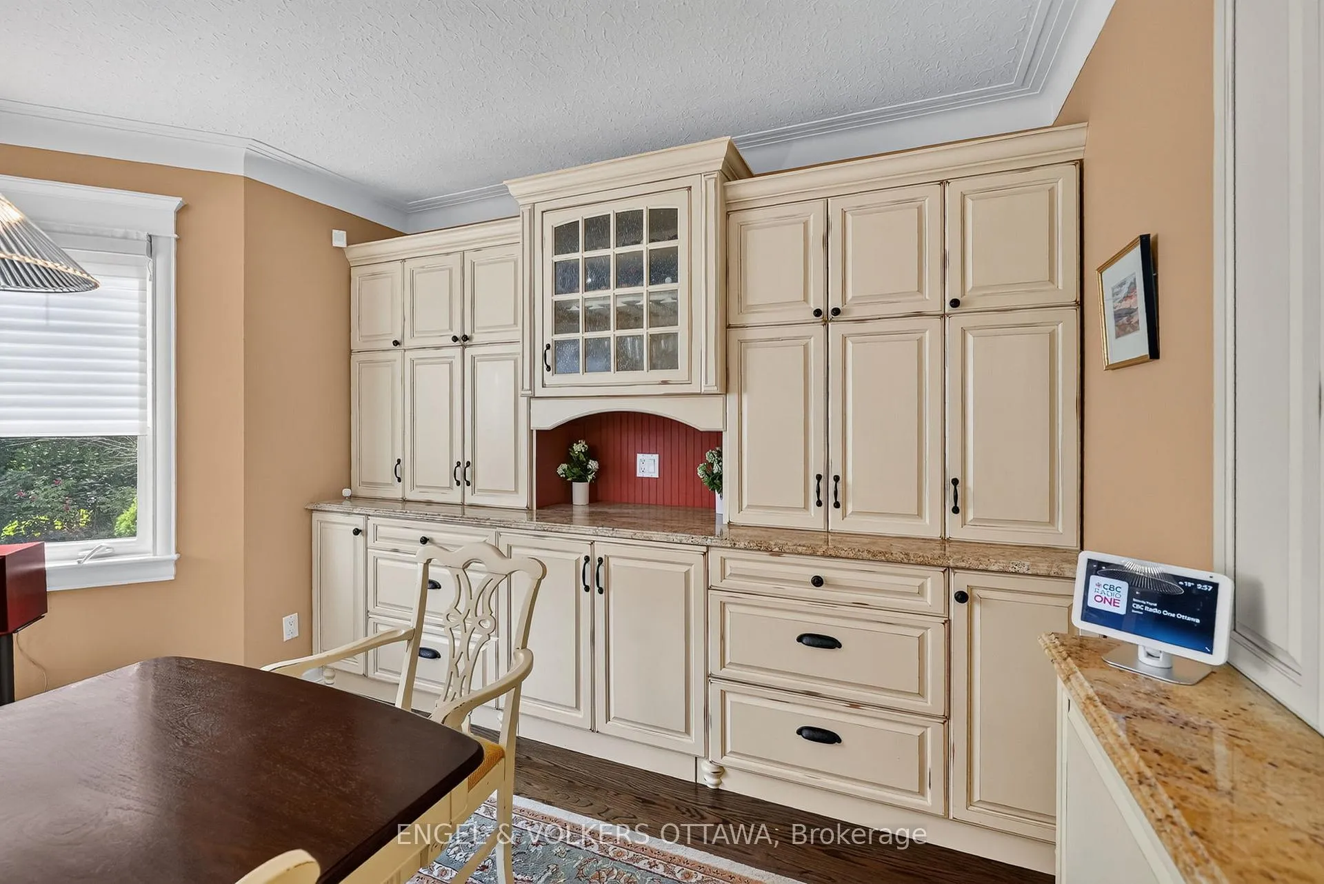 Photo 11 of 246 Mountbatten Avenue, Ottawa, Applewood Acres — HOMEH