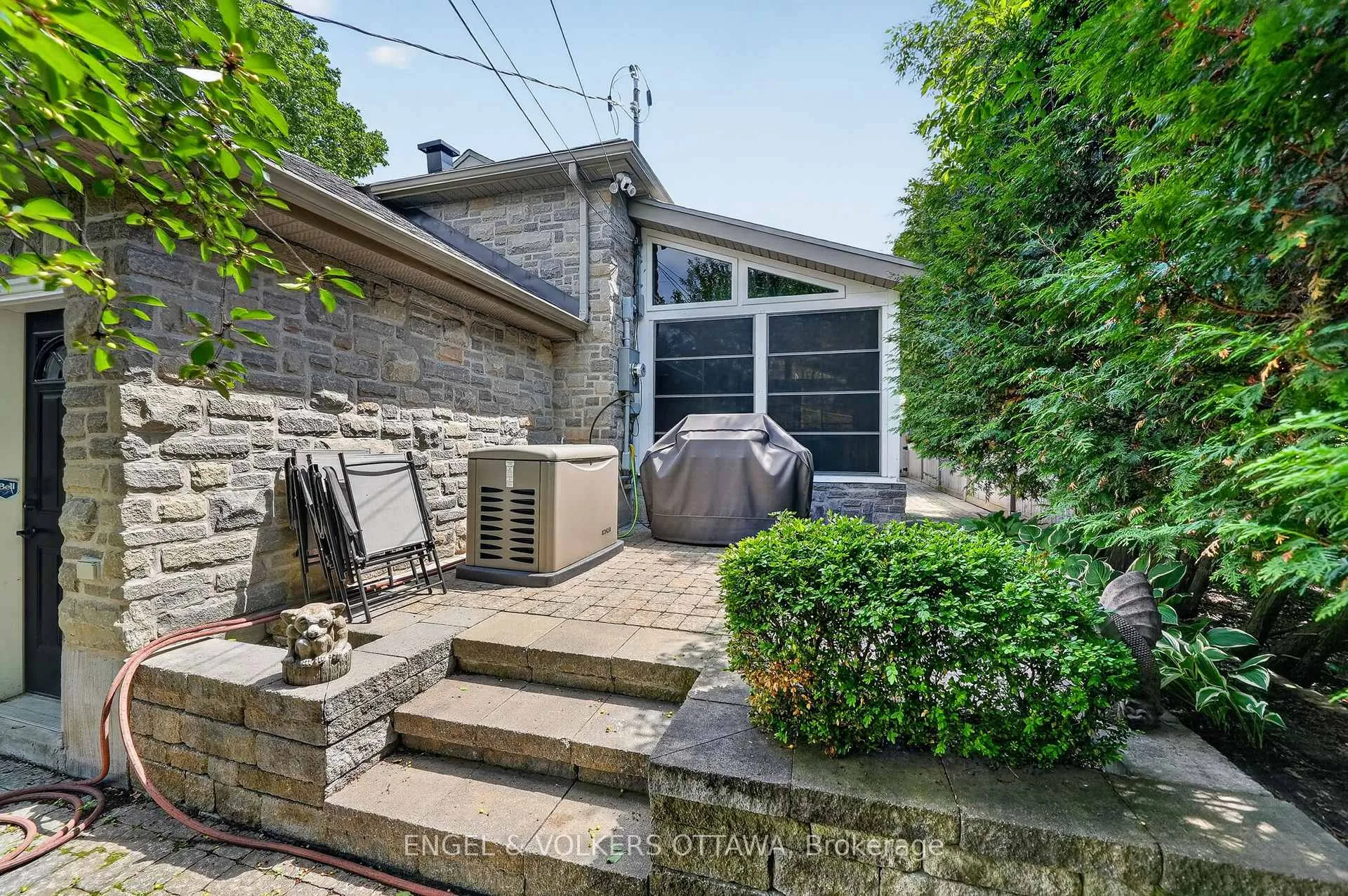 Photo 38 of 246 Mountbatten Avenue, Ottawa, Applewood Acres — HOMEH