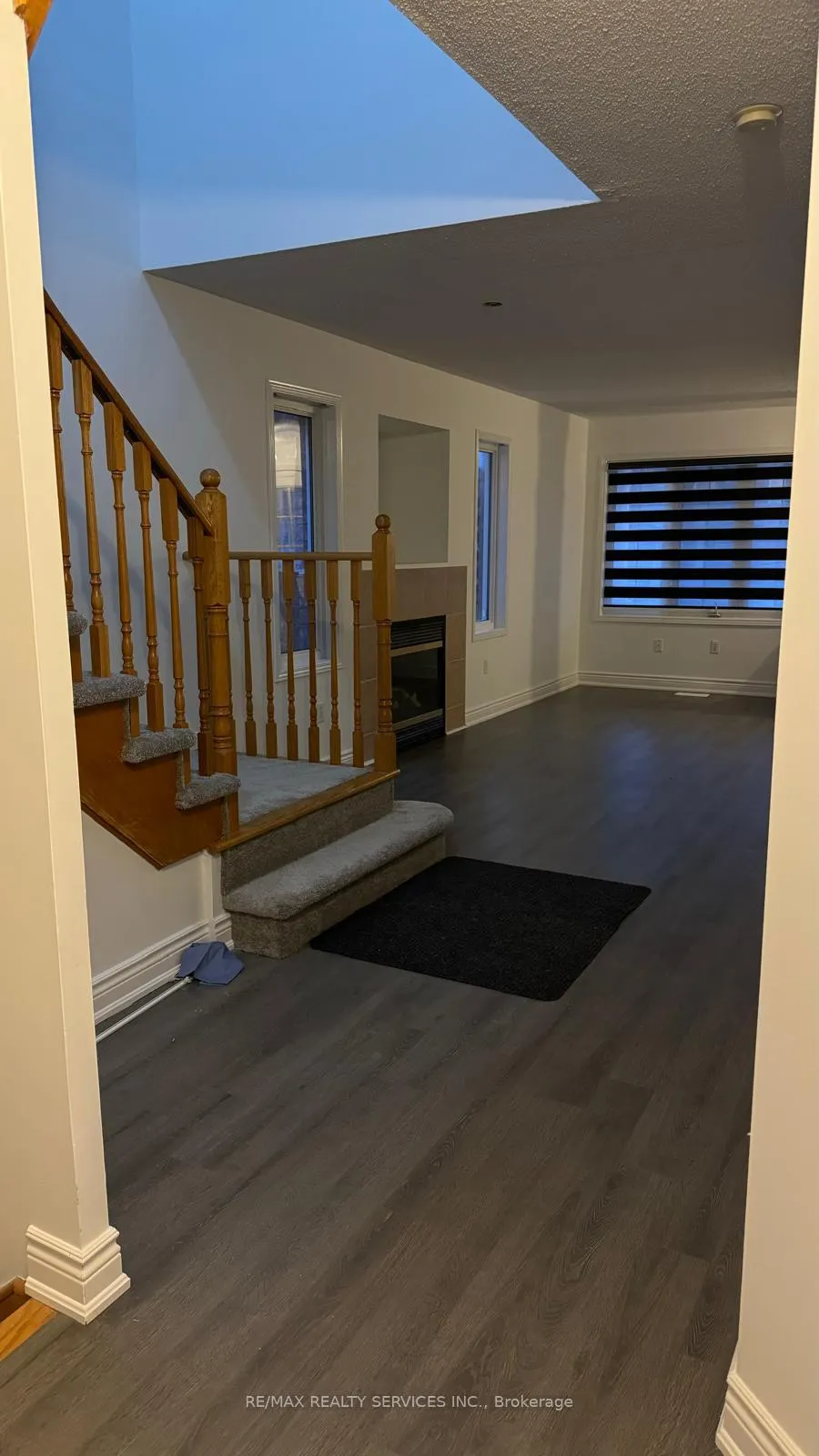 Photo 4 of 44 Saintsbury Crescent, Brampton, Sandringham-Wellington — HOMEH