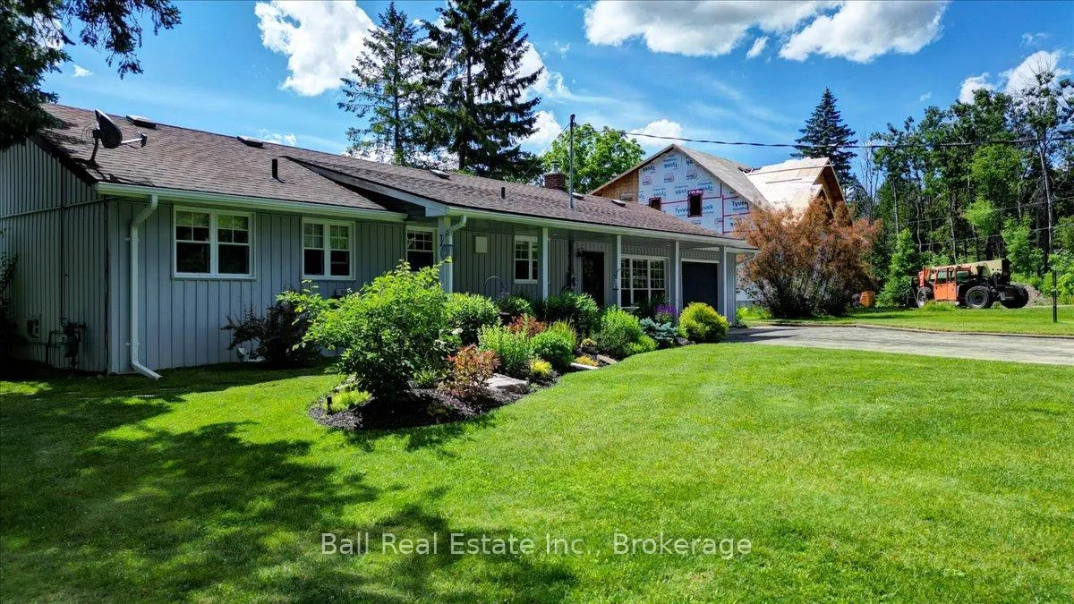 Photo 3 of 883 Tindle Court, Selwyn — HOMEH