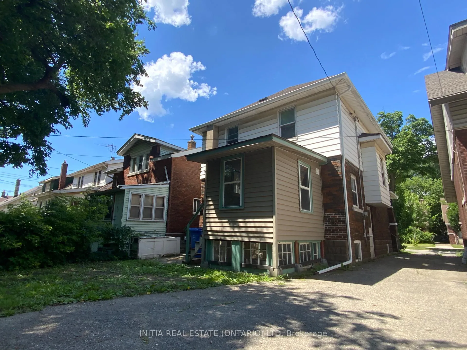 Photo 3 of 356 Rankin Avenue, Windsor, Windsor University District — HOMEH