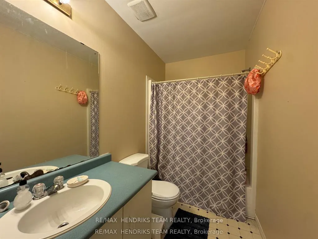 Photo 9 of 308 Oakdale Avenue, St. Catharines, E. Chester — HOMEH