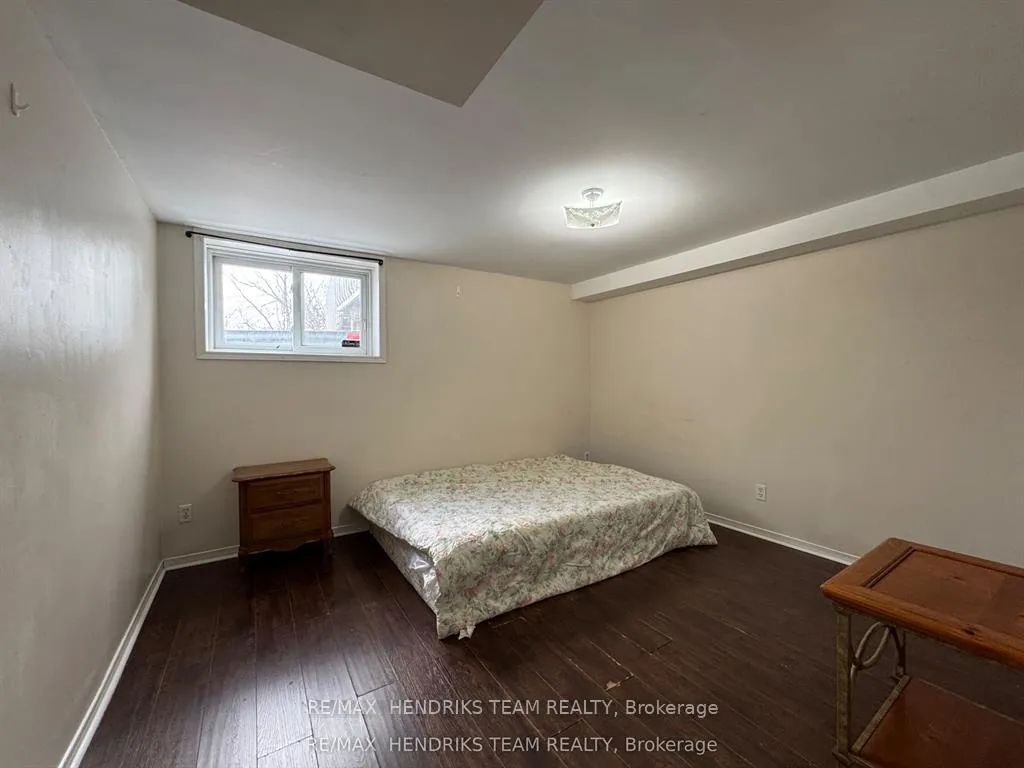 Photo 11 of 308 Oakdale Avenue, St. Catharines, E. Chester — HOMEH
