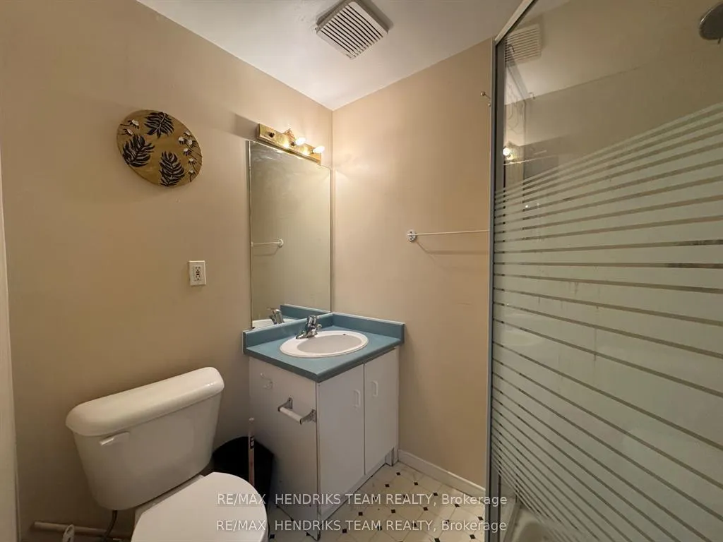 Photo 12 of 308 Oakdale Avenue, St. Catharines, E. Chester — HOMEH