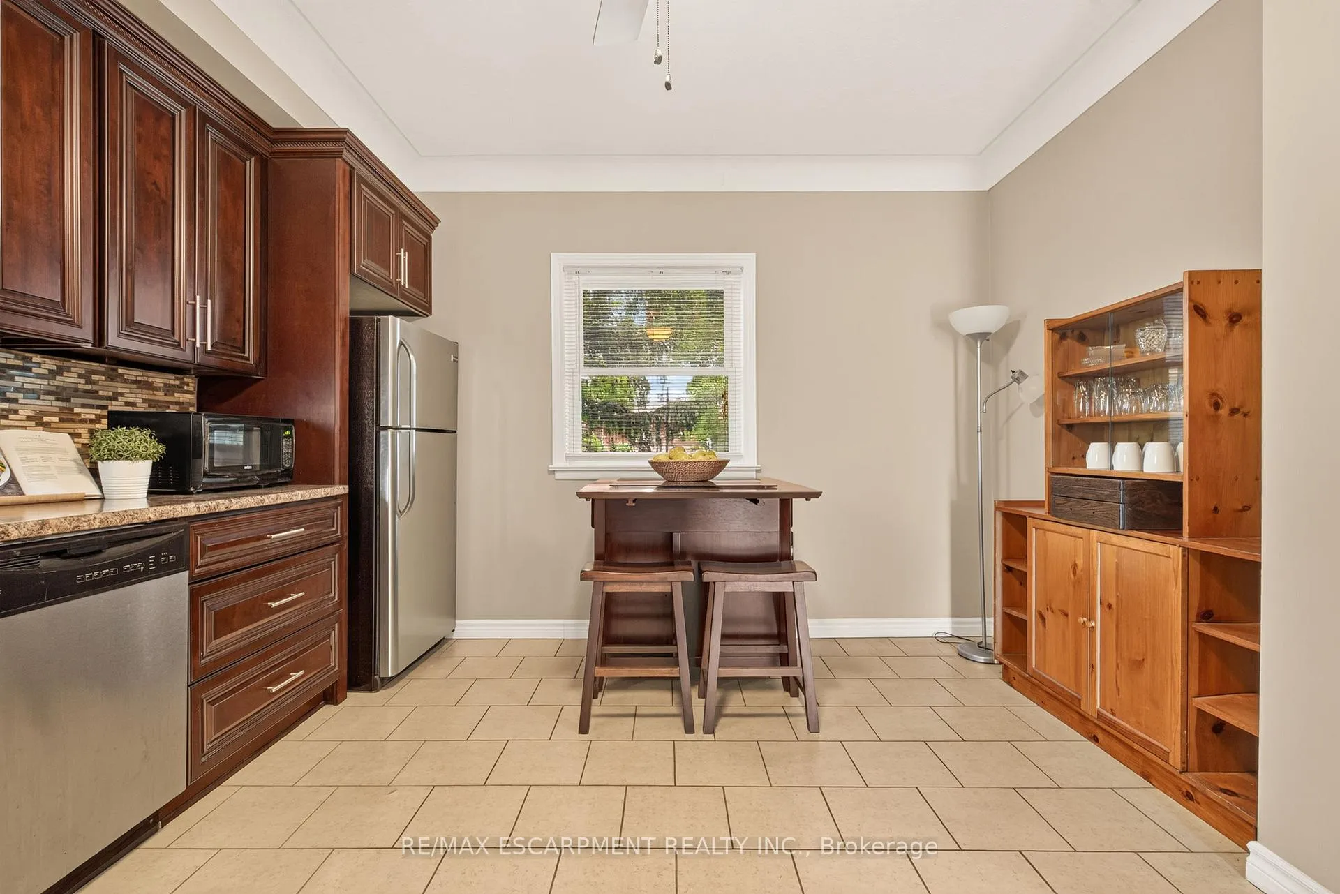 Photo 13 of 277 Normanhurst Avenue, Hamilton, Normanhurst — HOMEH