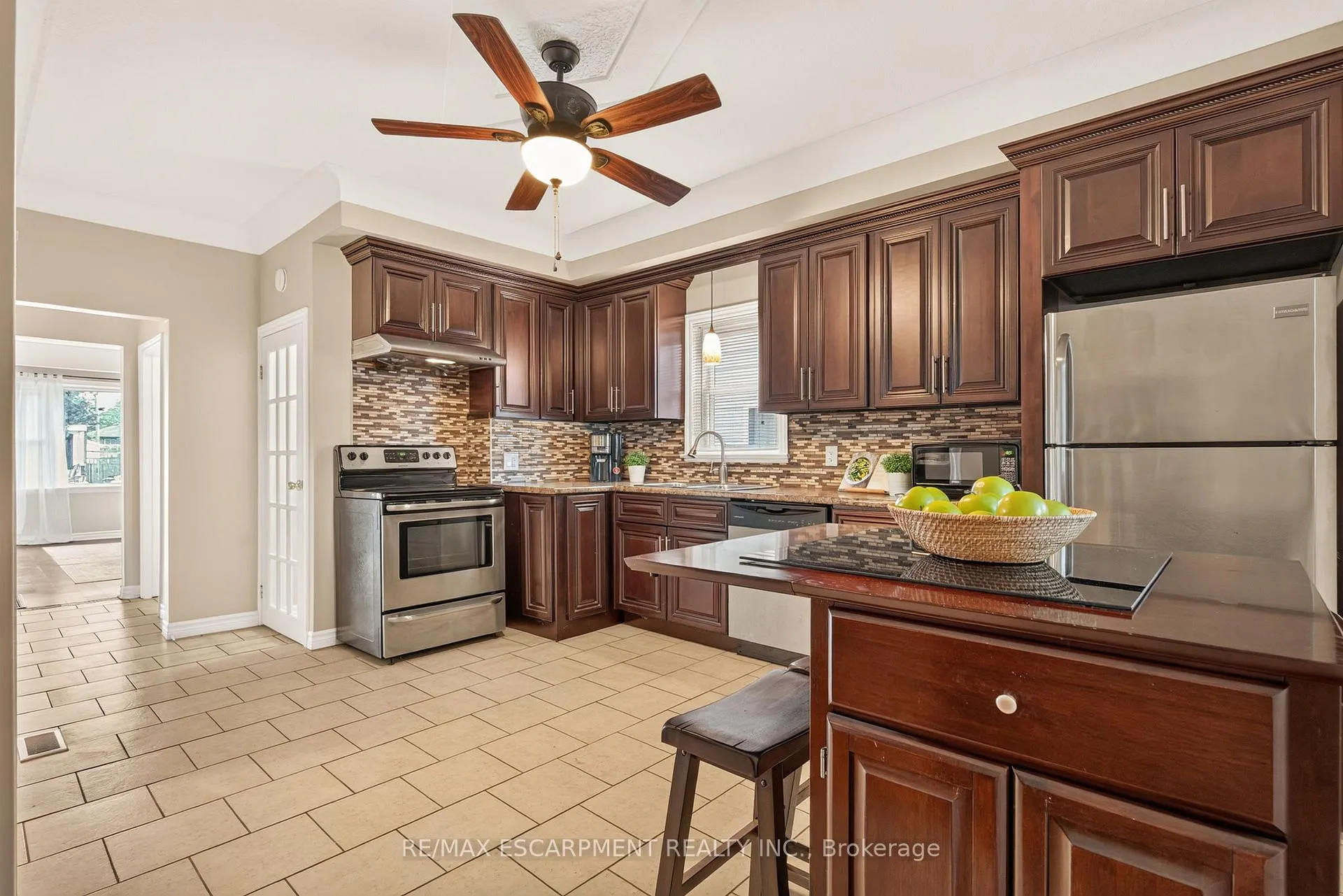 Photo 15 of 277 Normanhurst Avenue, Hamilton, Normanhurst — HOMEH