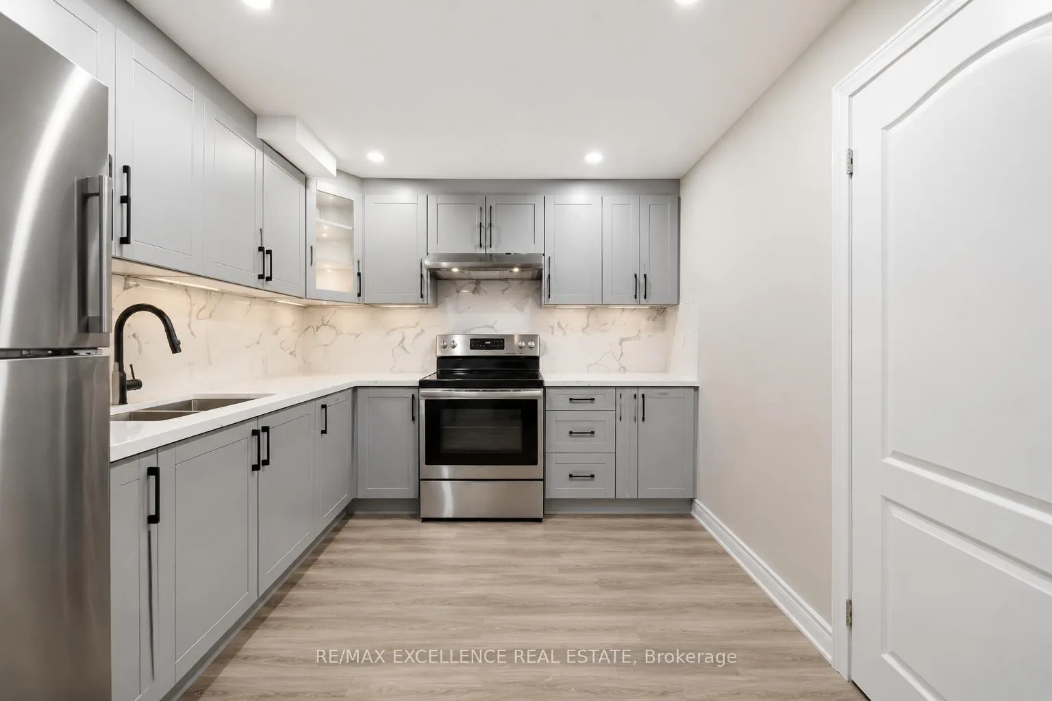 Photo 15 of 83 Leadenhall Road, Brampton, Northwest Brampton — HOMEH