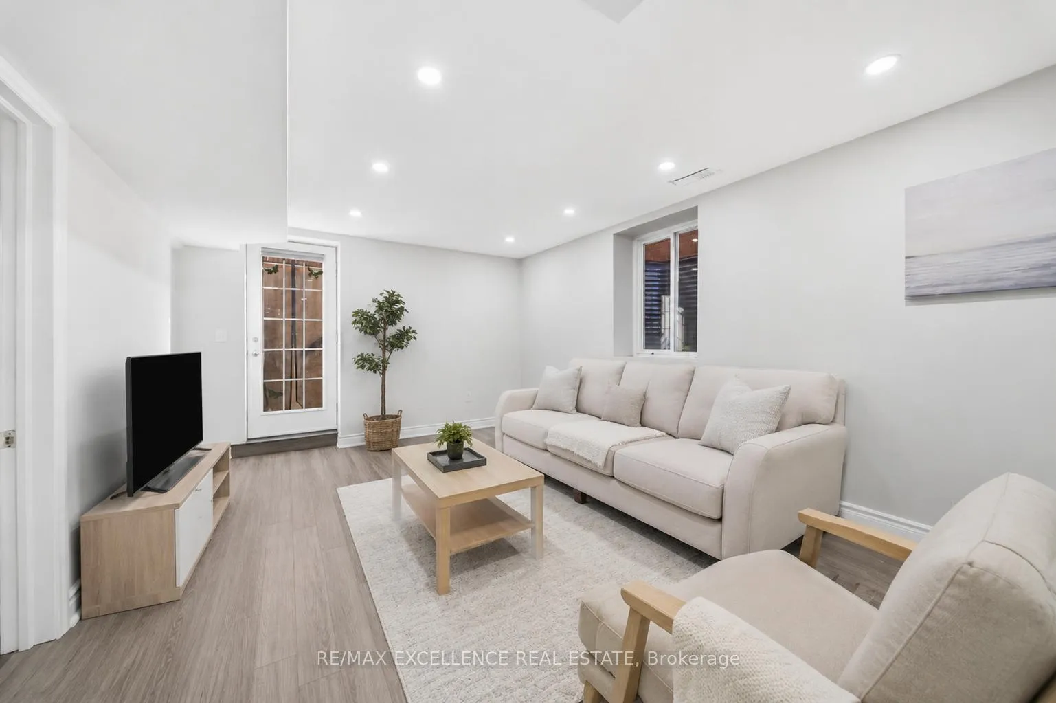 Photo 16 of 83 Leadenhall Road, Brampton, Northwest Brampton — HOMEH