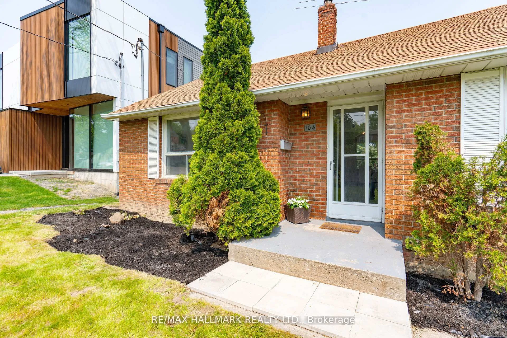 Photo 5 of 104 Highland Park (Main) Boulevard, Markham, Grandview — HOMEH