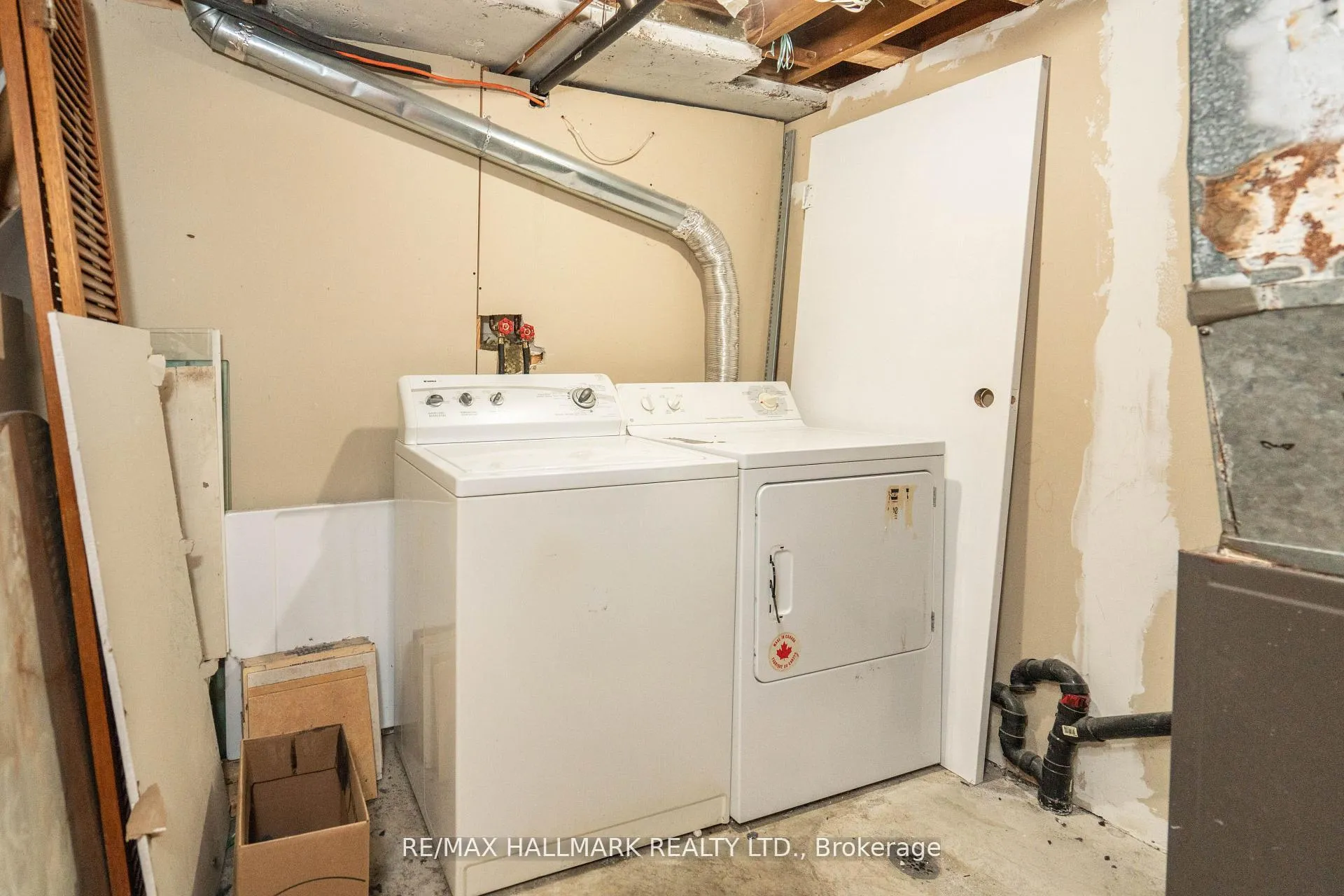 Photo 10 of 104 Highland Park (Basement) Boulevard, Markham, Grandview — HOMEH