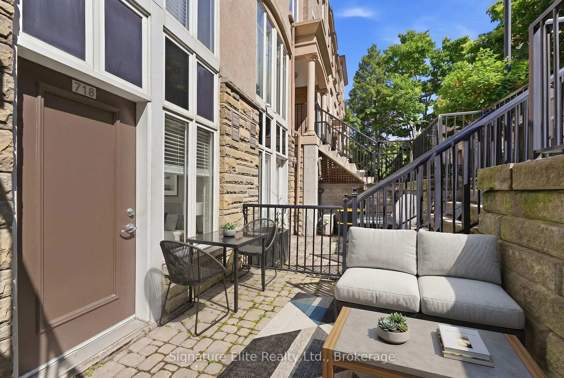 Photo 3 of Unit 718, 42 Western Battery Road, Toronto, Niagara — HOMEH