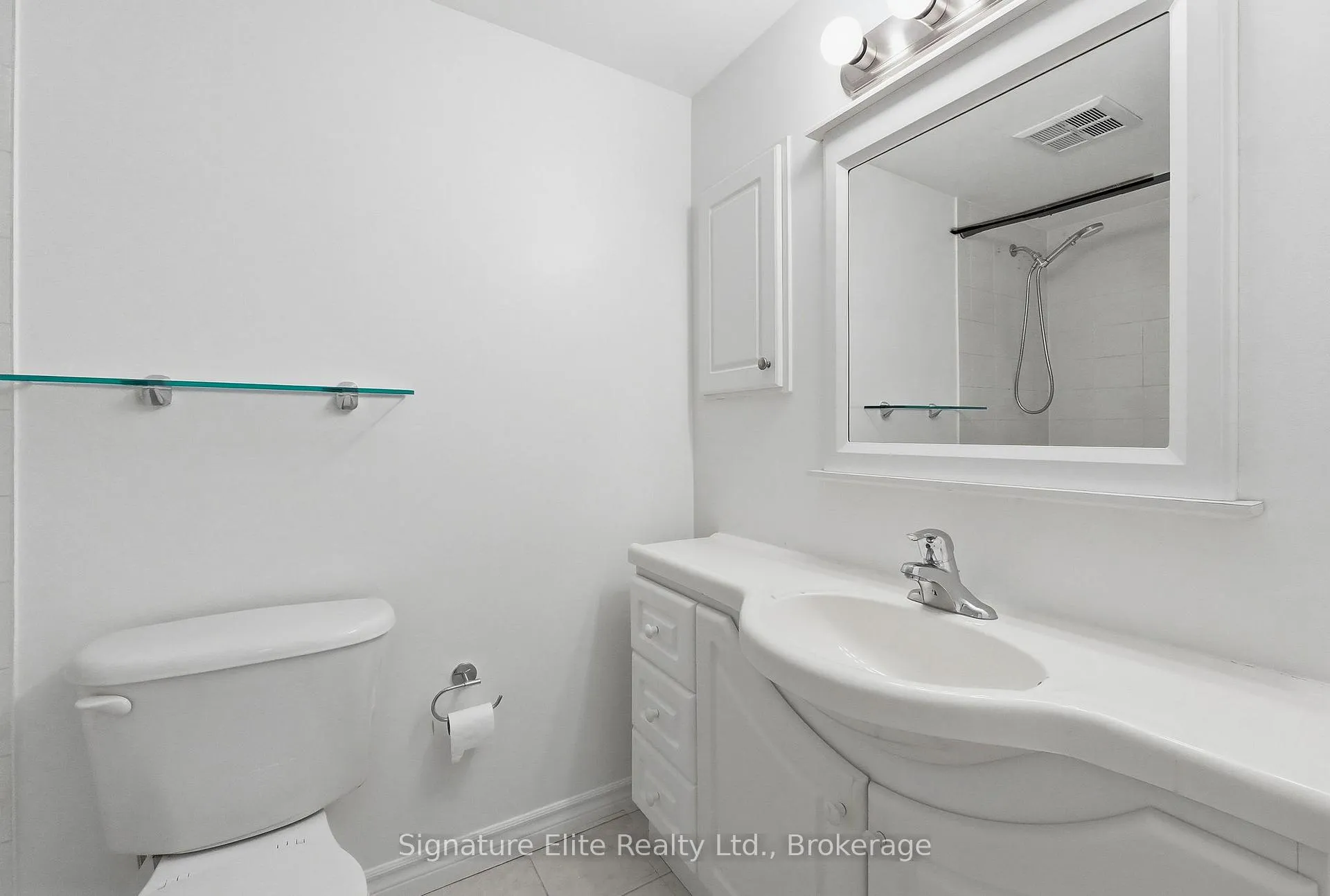 Photo 11 of Unit 718, 42 Western Battery Road, Toronto, Niagara — HOMEH