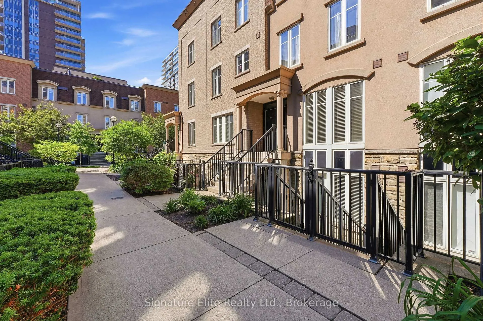 Photo 14 of Unit 718, 42 Western Battery Road, Toronto, Niagara — HOMEH