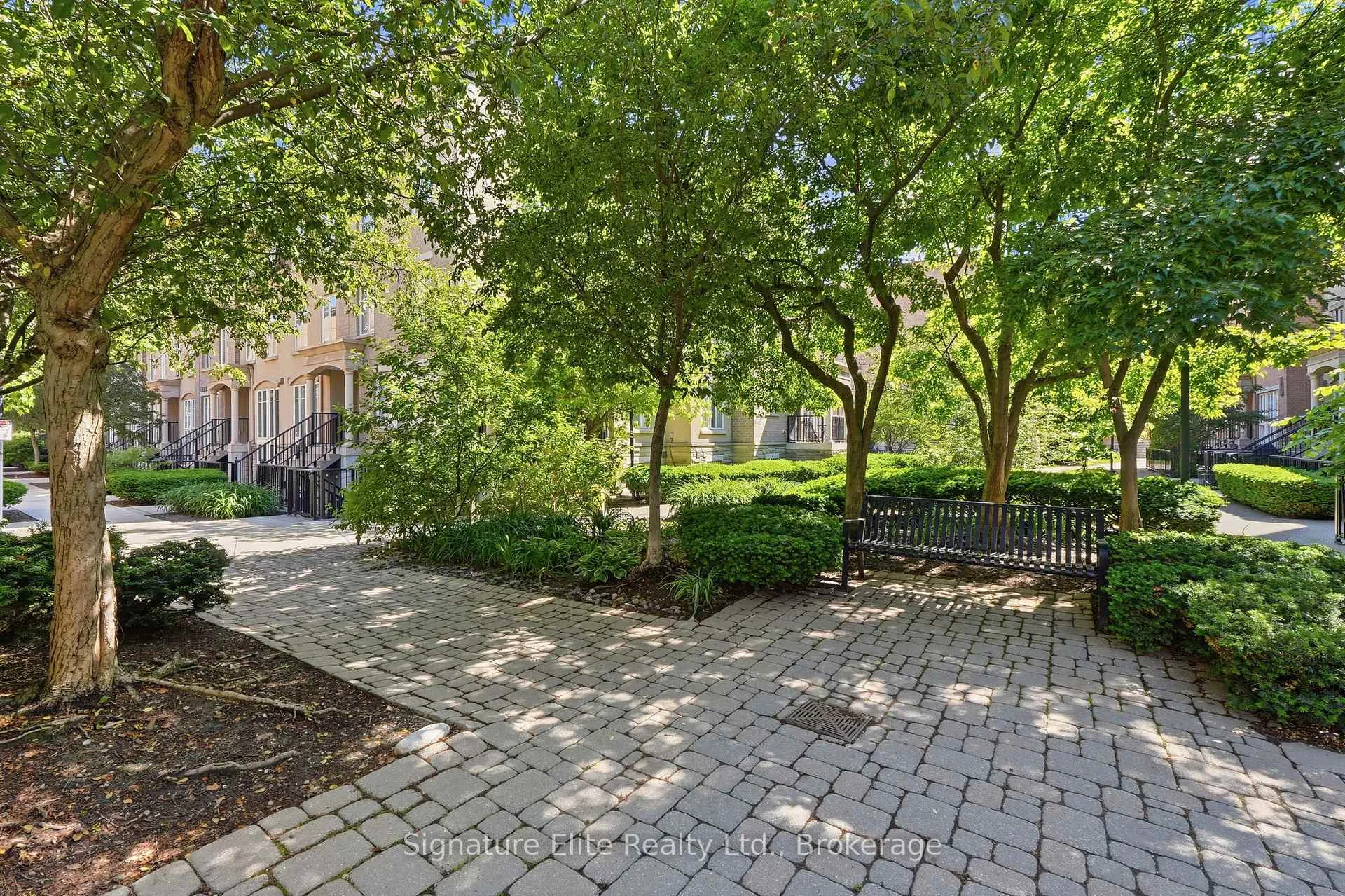 Photo 17 of Unit 718, 42 Western Battery Road, Toronto, Niagara — HOMEH