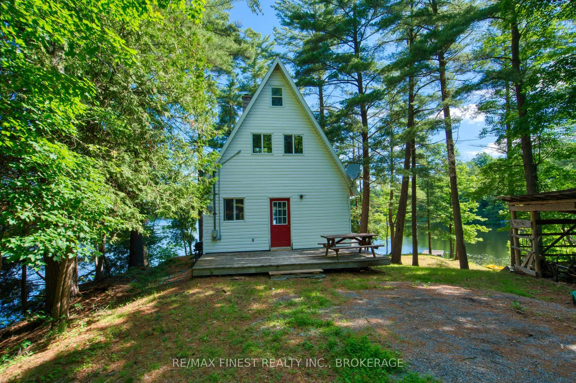 Photo 4 of 1086 Salamander Lane, Frontenac, Frontenac South — HOMEH