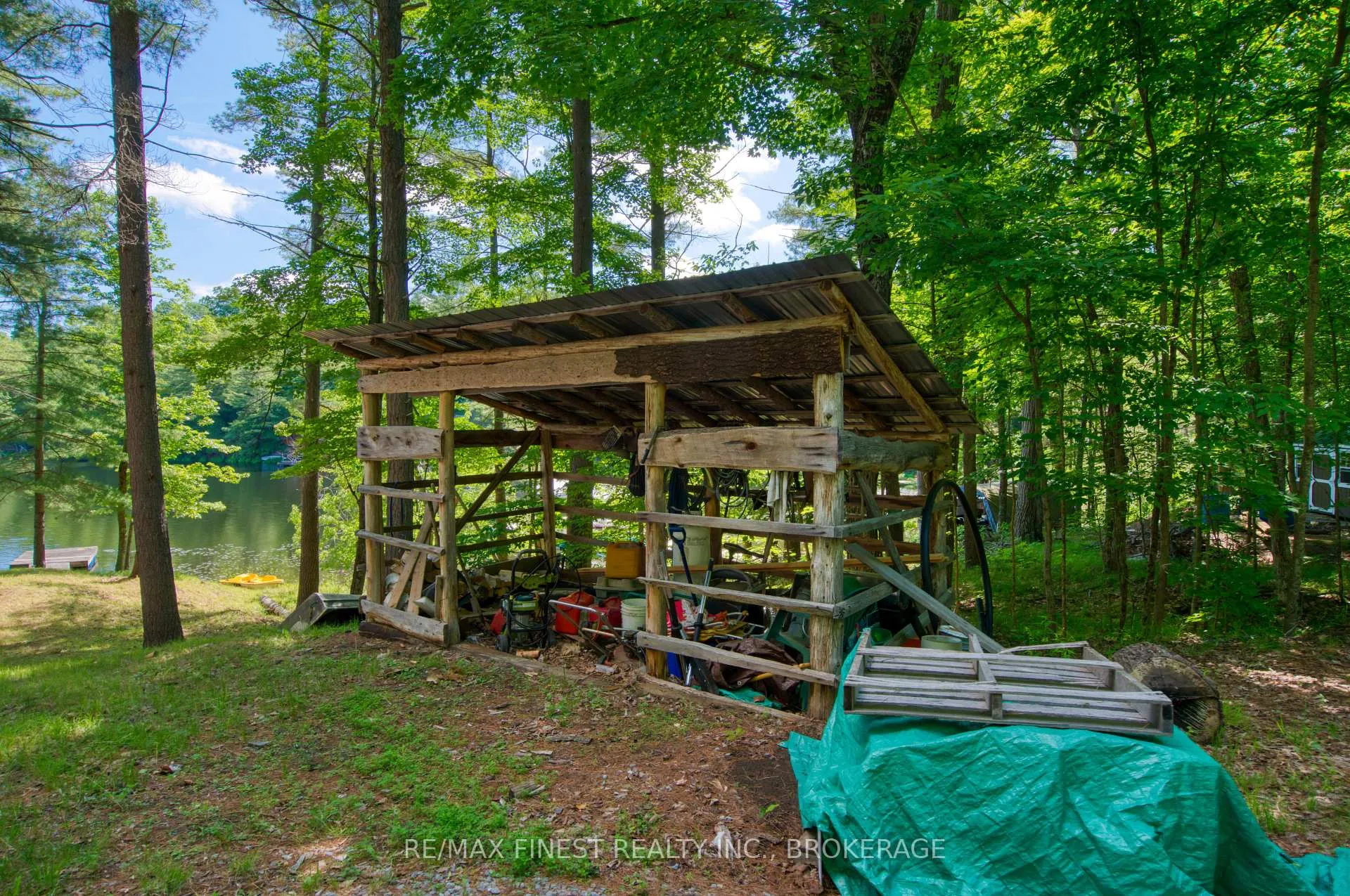 Photo 5 of 1086 Salamander Lane, Frontenac, Frontenac South — HOMEH