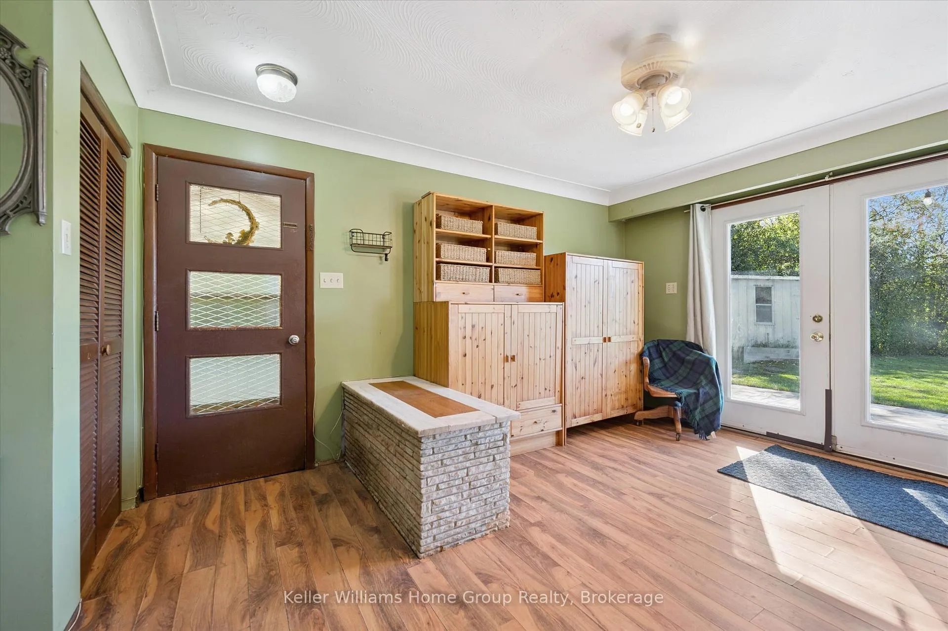 Photo 10 of 568 Black Street, Centre Wellington, Fergus — HOMEH
