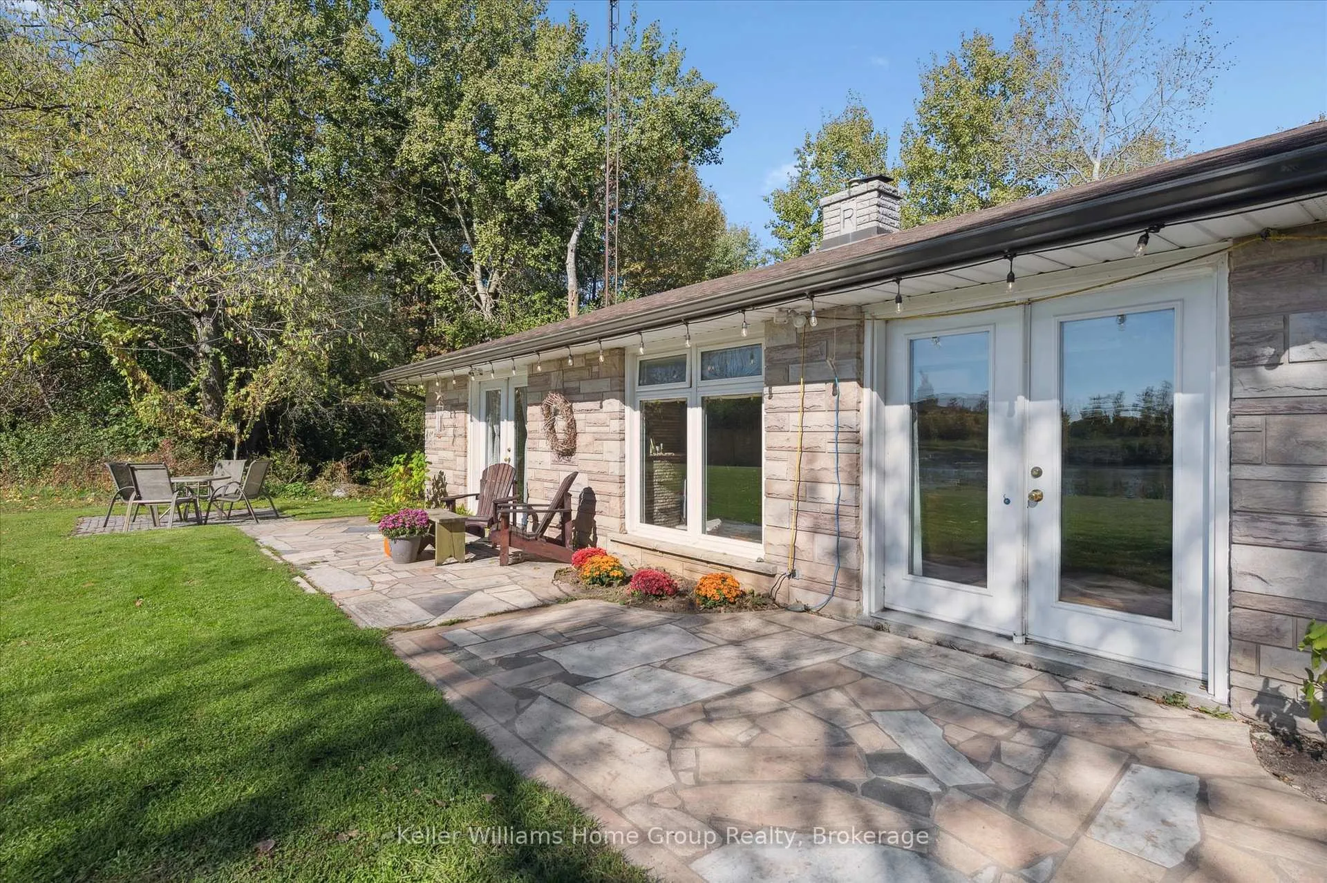 Photo 32 of 568 Black Street, Centre Wellington, Fergus — HOMEH