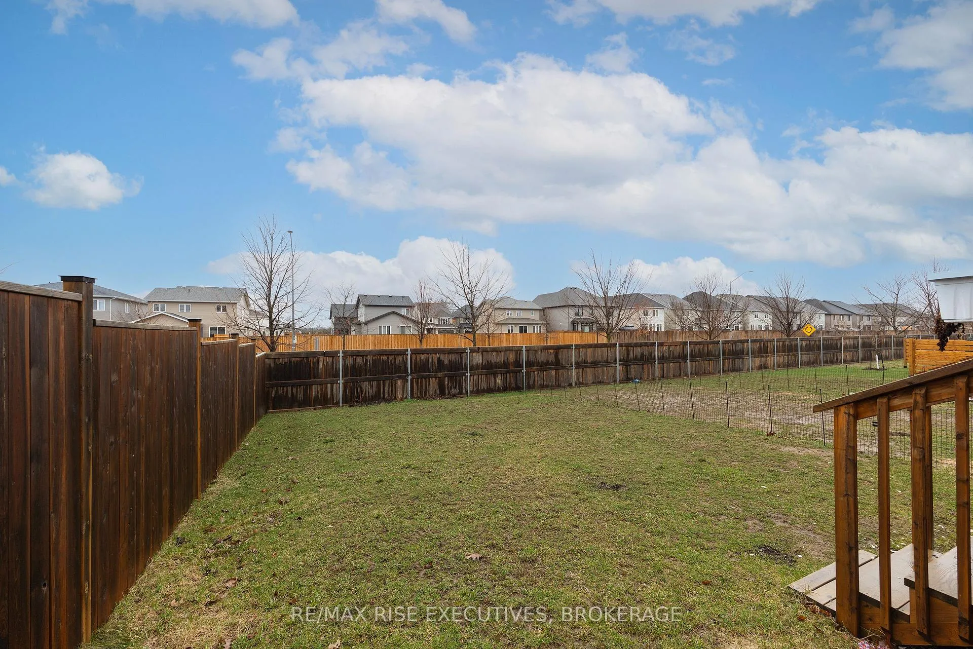 Photo 5 of 1538 Davenport Crescent, Kingston, City Northwest — HOMEH
