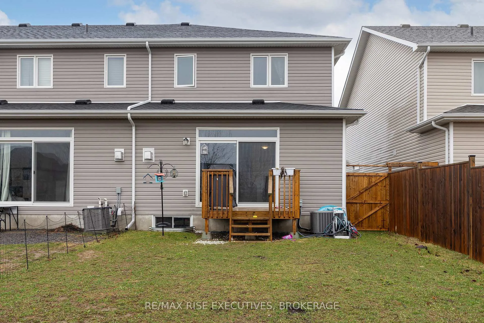 Photo 8 of 1538 Davenport Crescent, Kingston, City Northwest — HOMEH