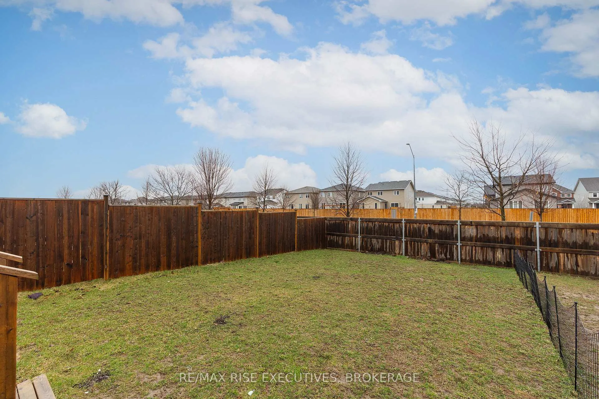 Photo 10 of 1538 Davenport Crescent, Kingston, City Northwest — HOMEH