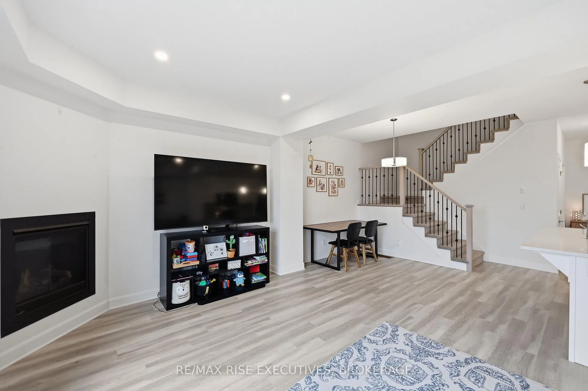 Photo 23 of 1538 Davenport Crescent, Kingston, City Northwest — HOMEH