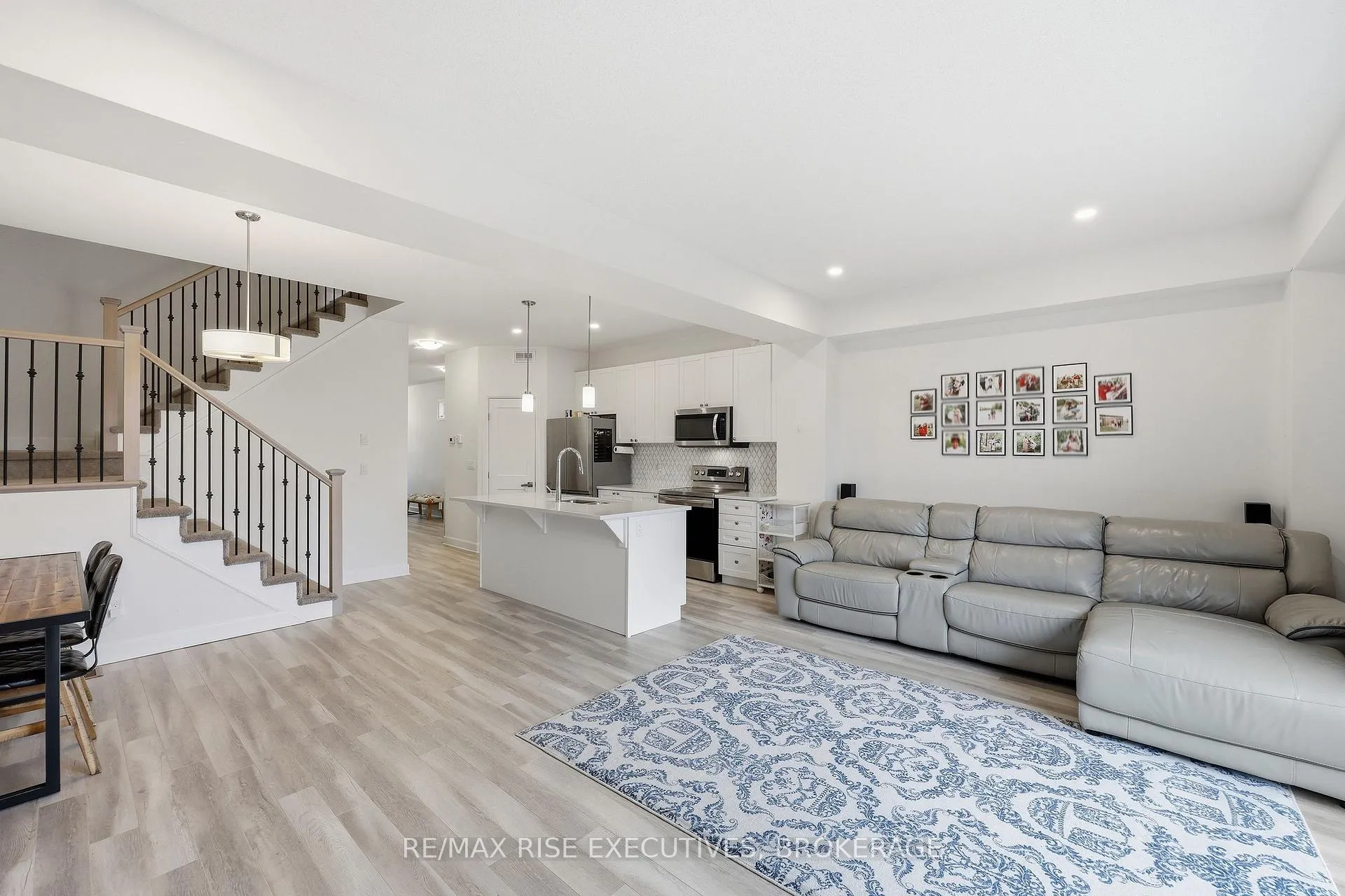 Photo 24 of 1538 Davenport Crescent, Kingston, City Northwest — HOMEH