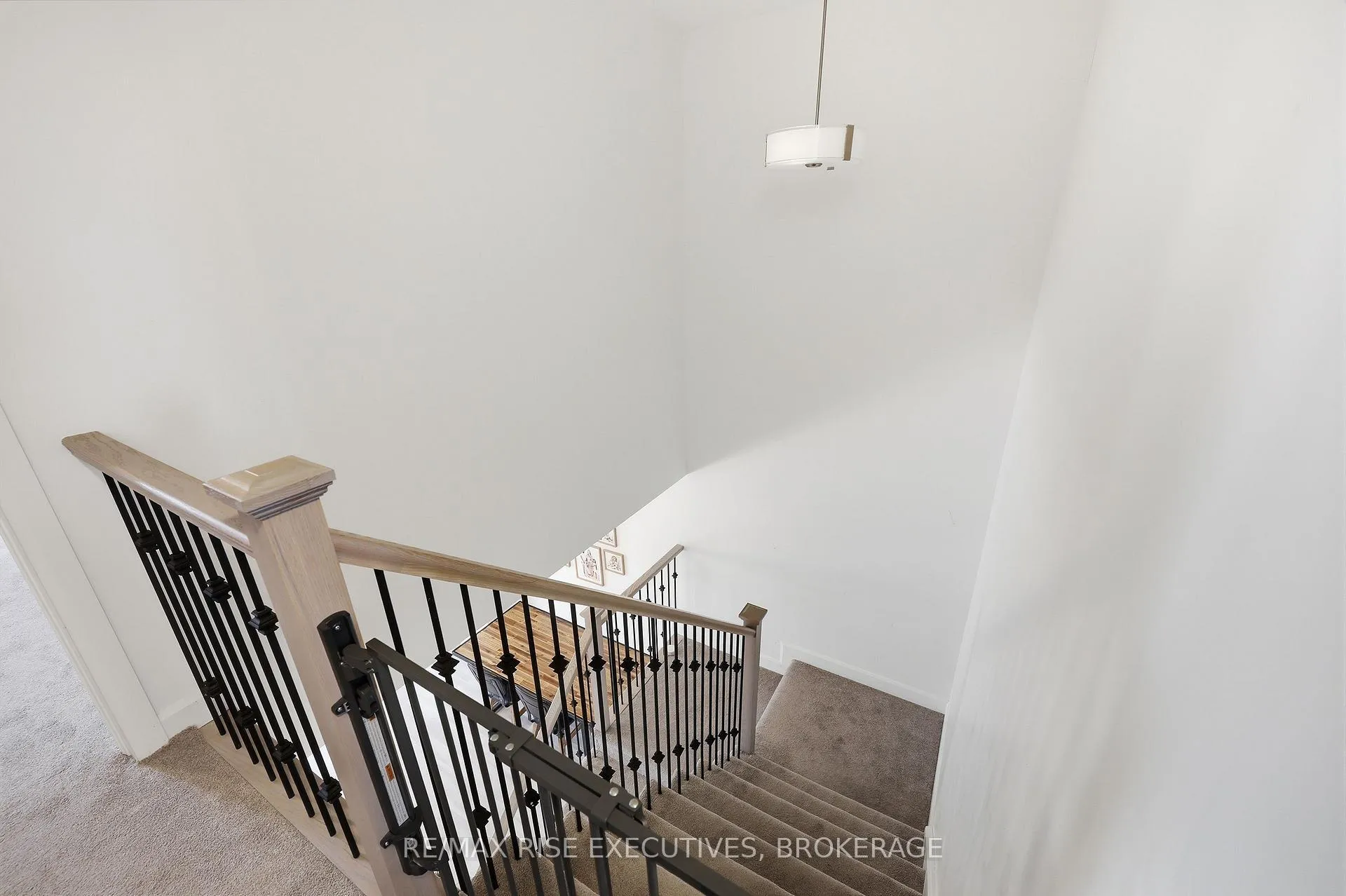 Photo 39 of 1538 Davenport Crescent, Kingston, City Northwest — HOMEH
