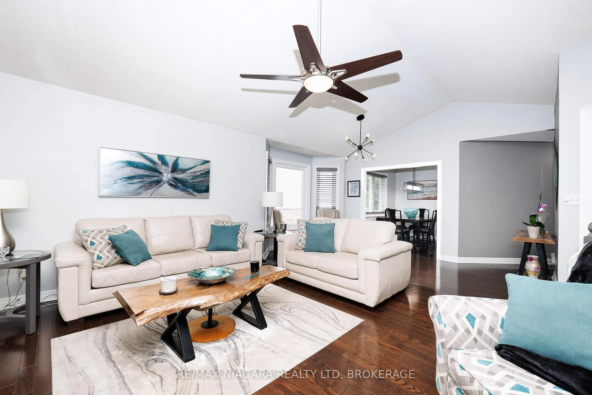 Photo 15 of 3786 Northwood Drive, Niagara Falls, Mt. Carmel — HOMEH