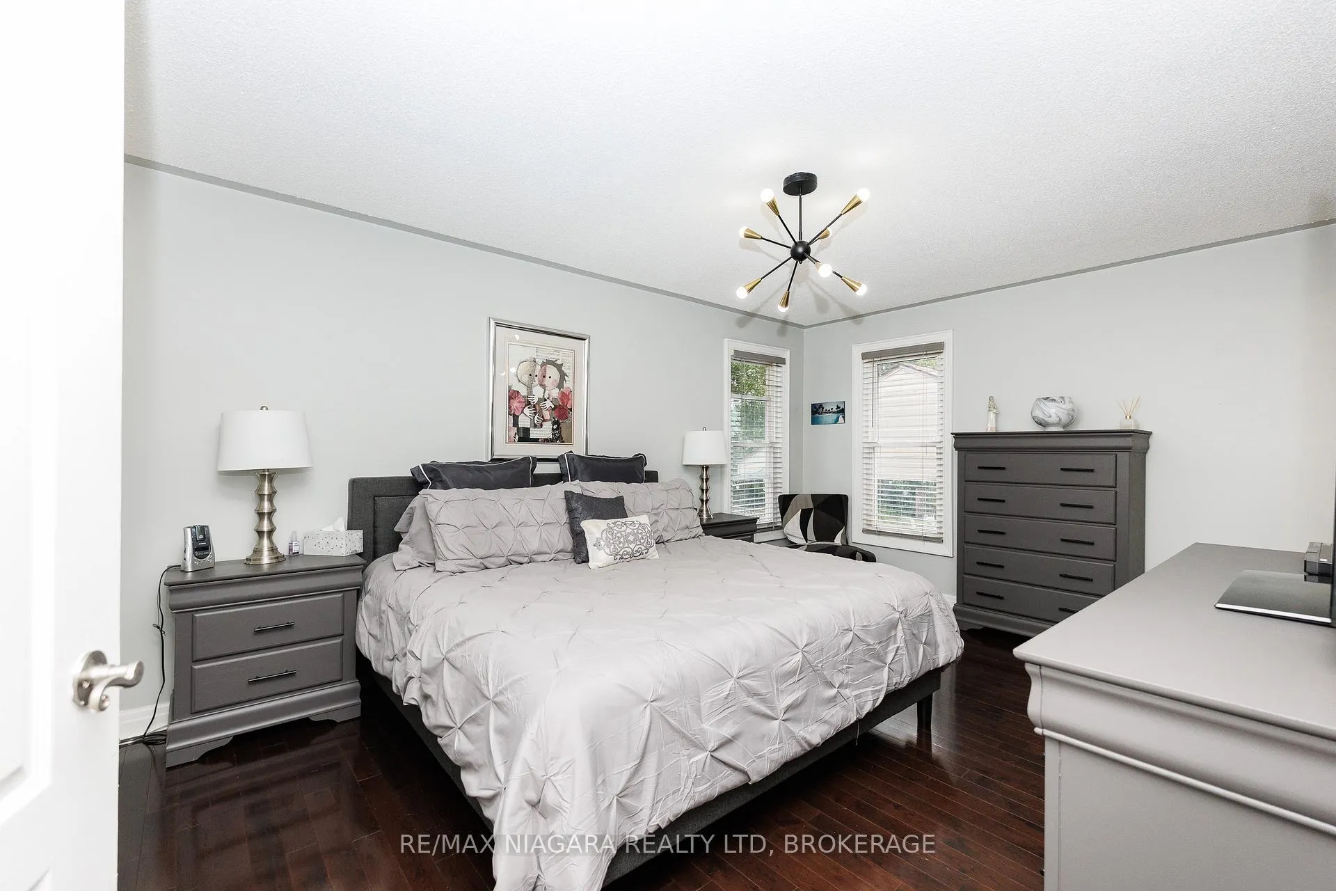 Photo 25 of 3786 Northwood Drive, Niagara Falls, Mt. Carmel — HOMEH