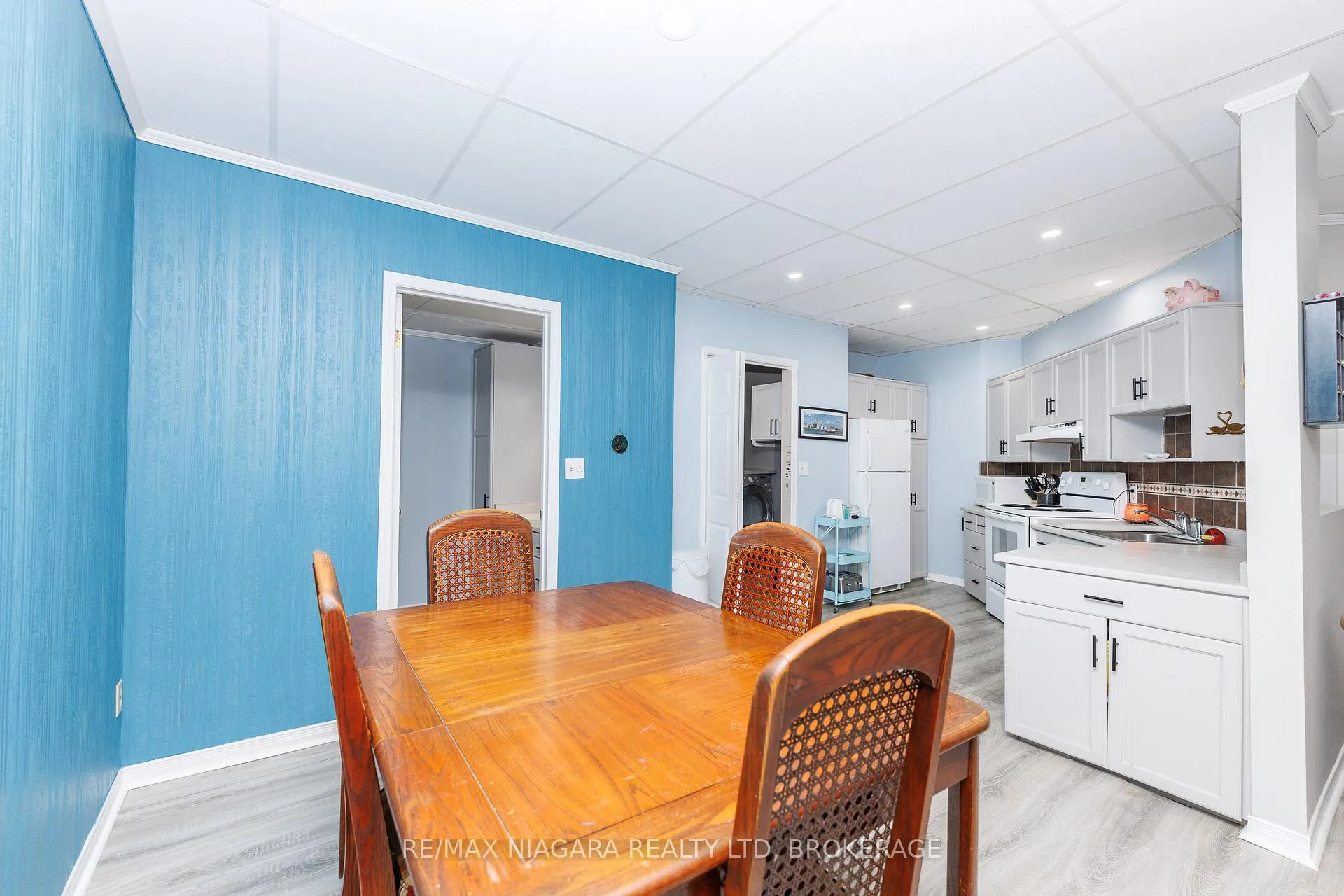 Photo 39 of 3786 Northwood Drive, Niagara Falls, Mt. Carmel — HOMEH