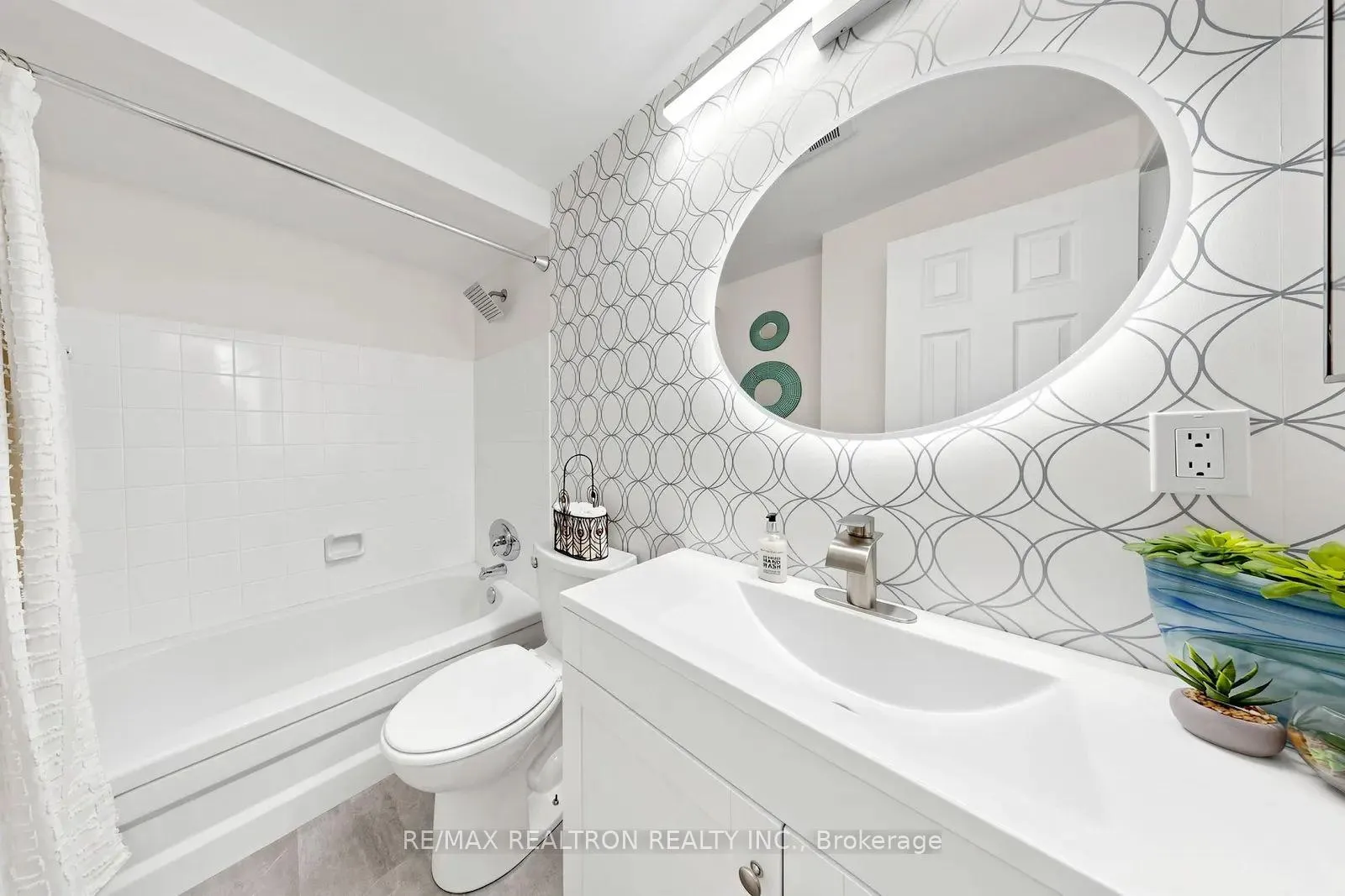 Photo 27 of Unit 12, 611 Galahad Drive, Oshawa, Eastdale — HOMEH