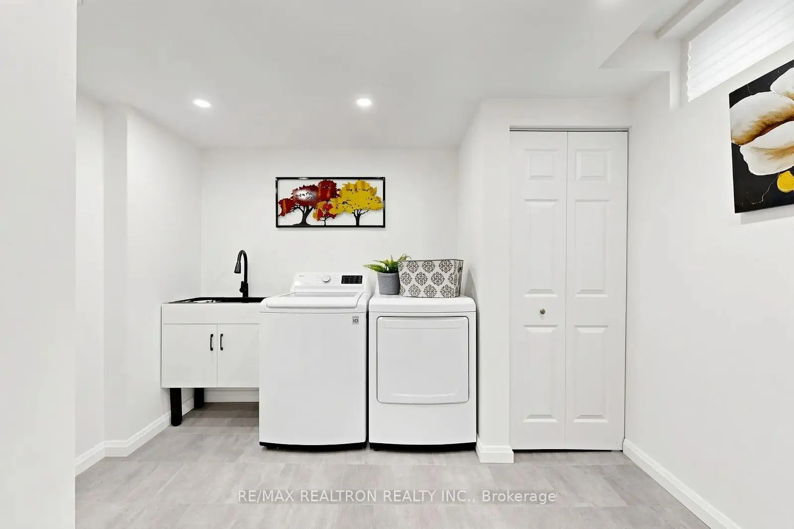 Photo 34 of Unit 12, 611 Galahad Drive, Oshawa, Eastdale — HOMEH