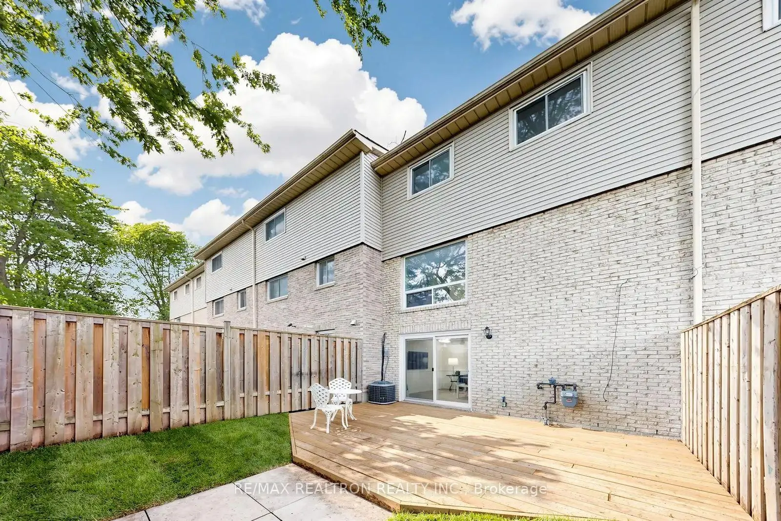Photo 37 of Unit 12, 611 Galahad Drive, Oshawa, Eastdale — HOMEH