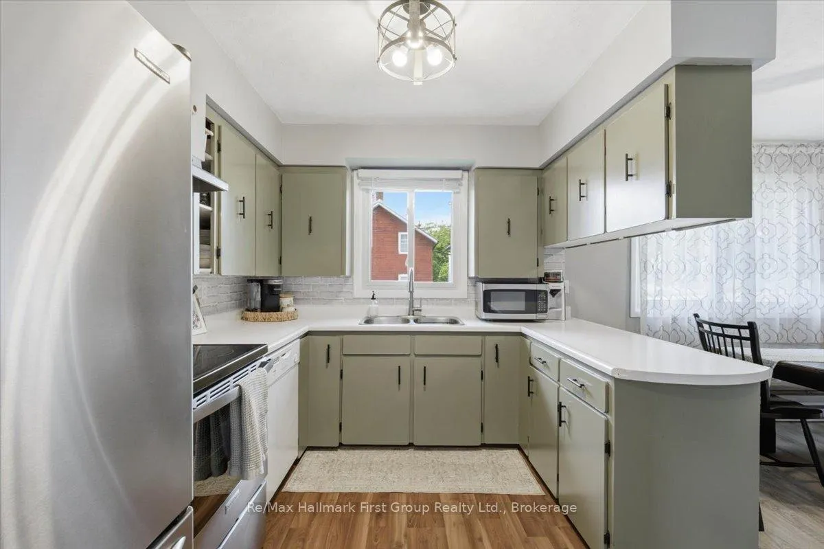 Photo 14 of 68 Queen Street, Tweed, Hungerford (Twp) — HOMEH