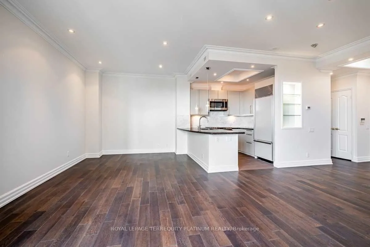 Photo 11 of Unit 902, 38 Avenue Road, Toronto, The Annex — HOMEH