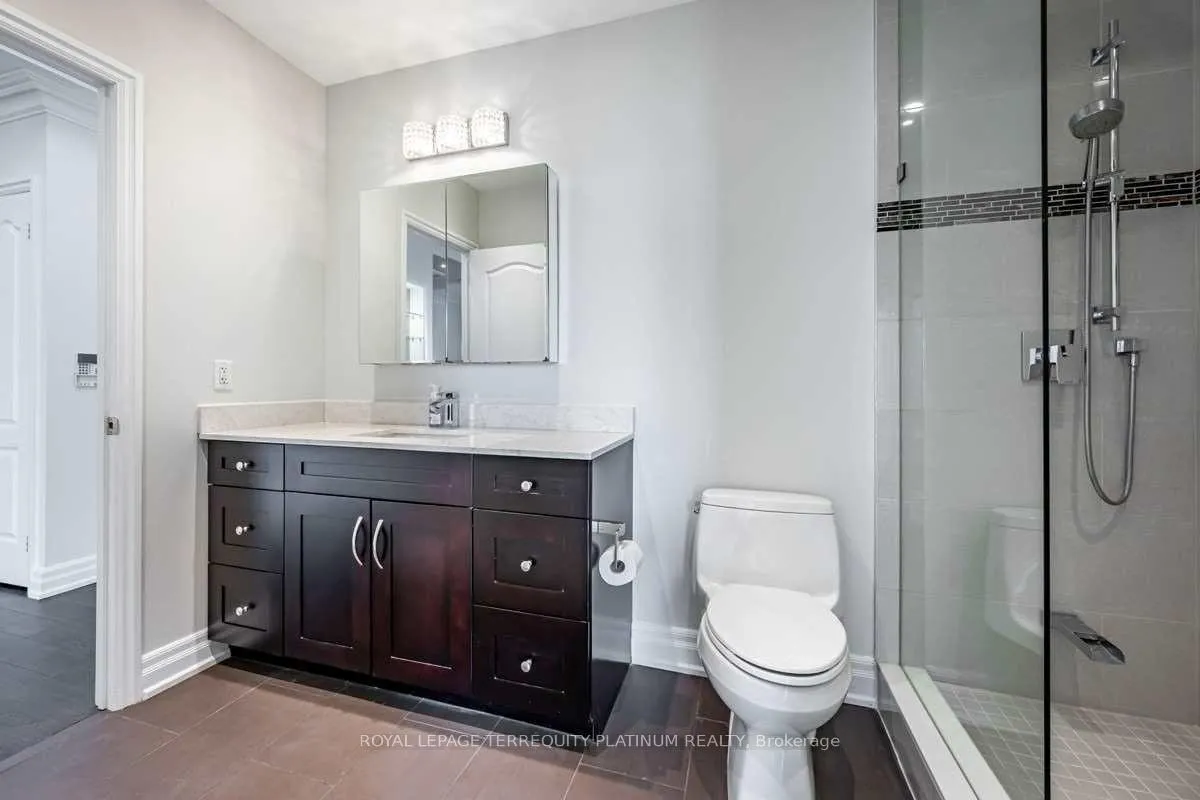 Photo 16 of Unit 902, 38 Avenue Road, Toronto, The Annex — HOMEH