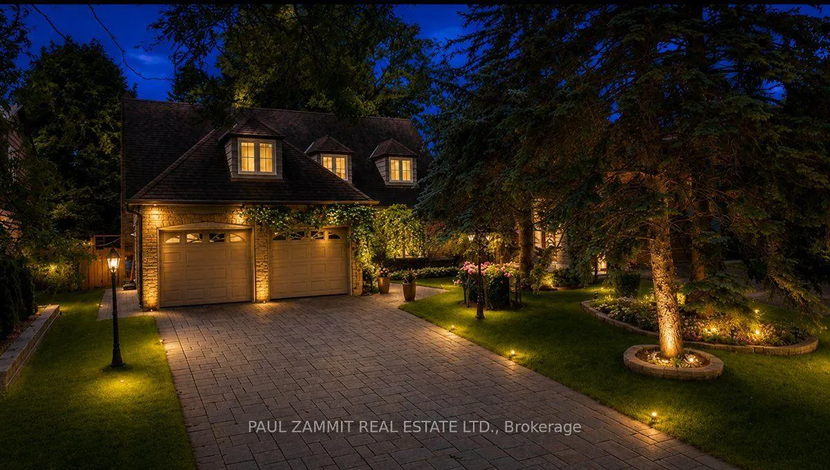 Photo 4 of 39 Woolsthorpe Crescent, Markham, German Mills — HOMEH