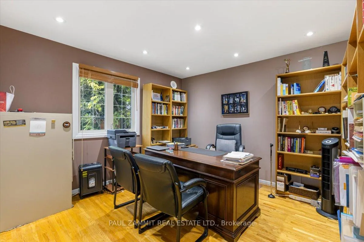 Photo 34 of 39 Woolsthorpe Crescent, Markham, German Mills — HOMEH