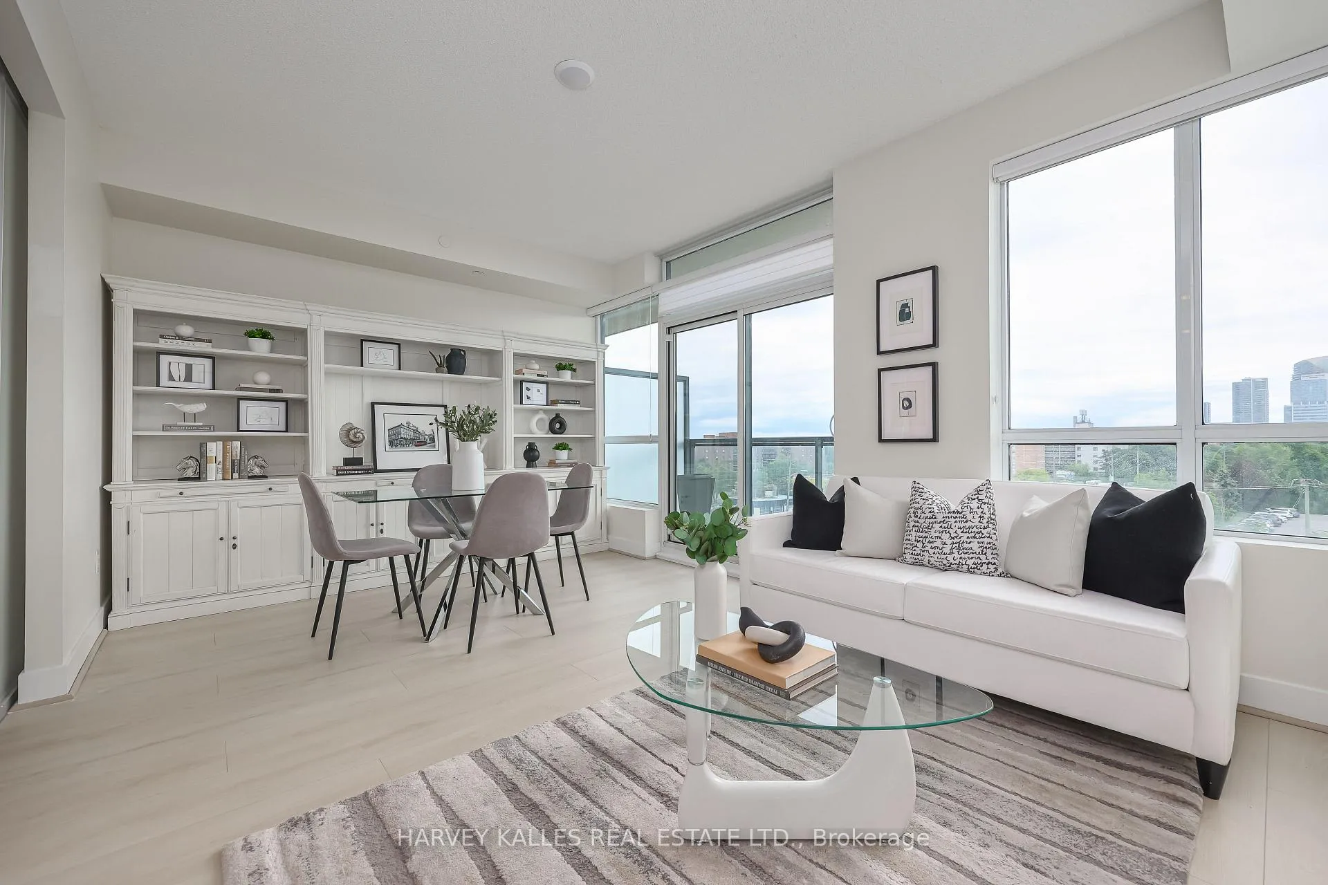 Photo 6 of Unit 622, 7608 Yonge Street, Vaughan, Crestwood-Springfarm-Yorkhill — HOMEH