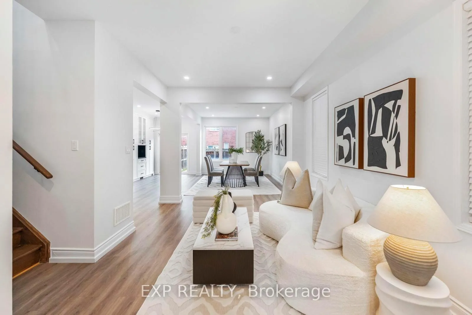 Photo 3 of 643 Yates Drive, Milton, Coates — HOMEH