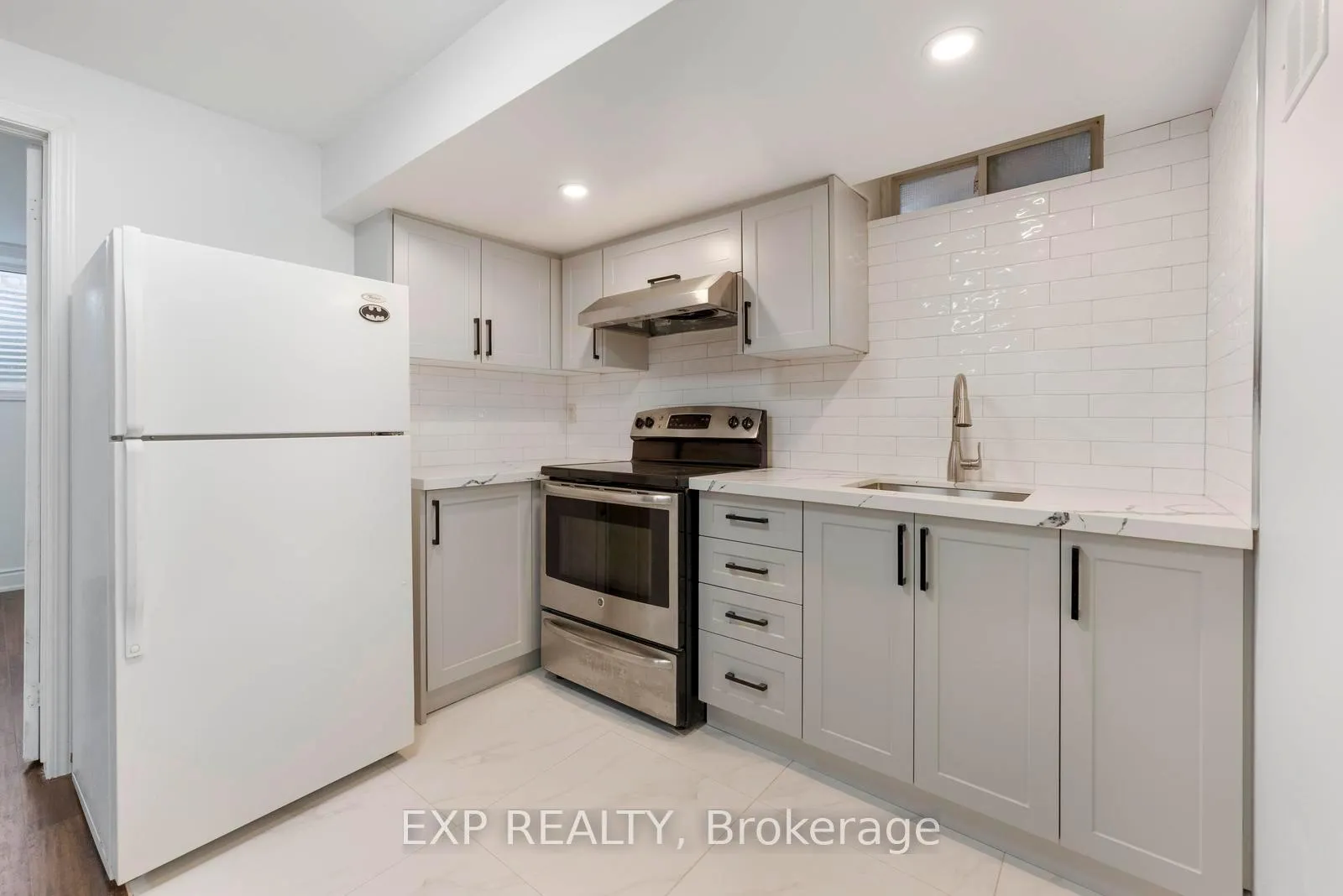 Photo 31 of 643 Yates Drive, Milton, Coates — HOMEH